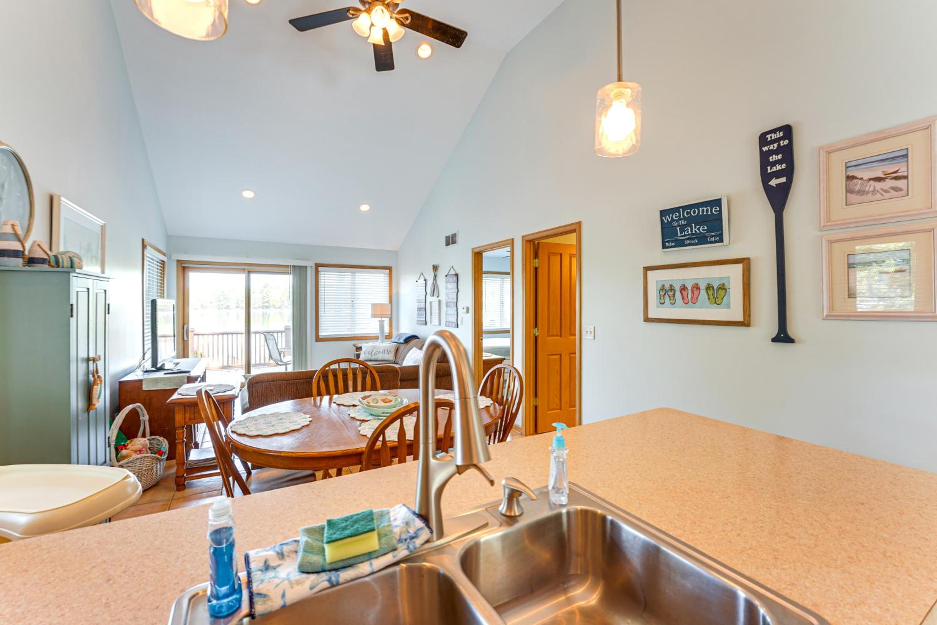 13 Mi to South Haven Lakefront Retreat with Dock!