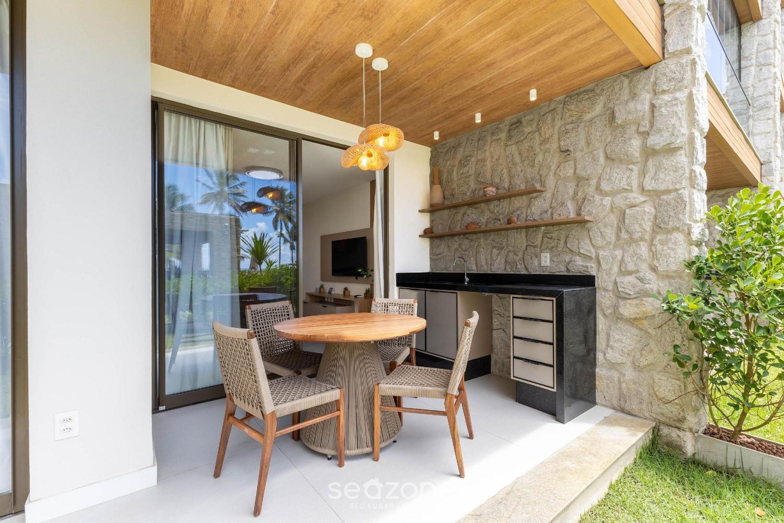 Apartments in a condo with pool on the beachfront in Ilhéus – PET