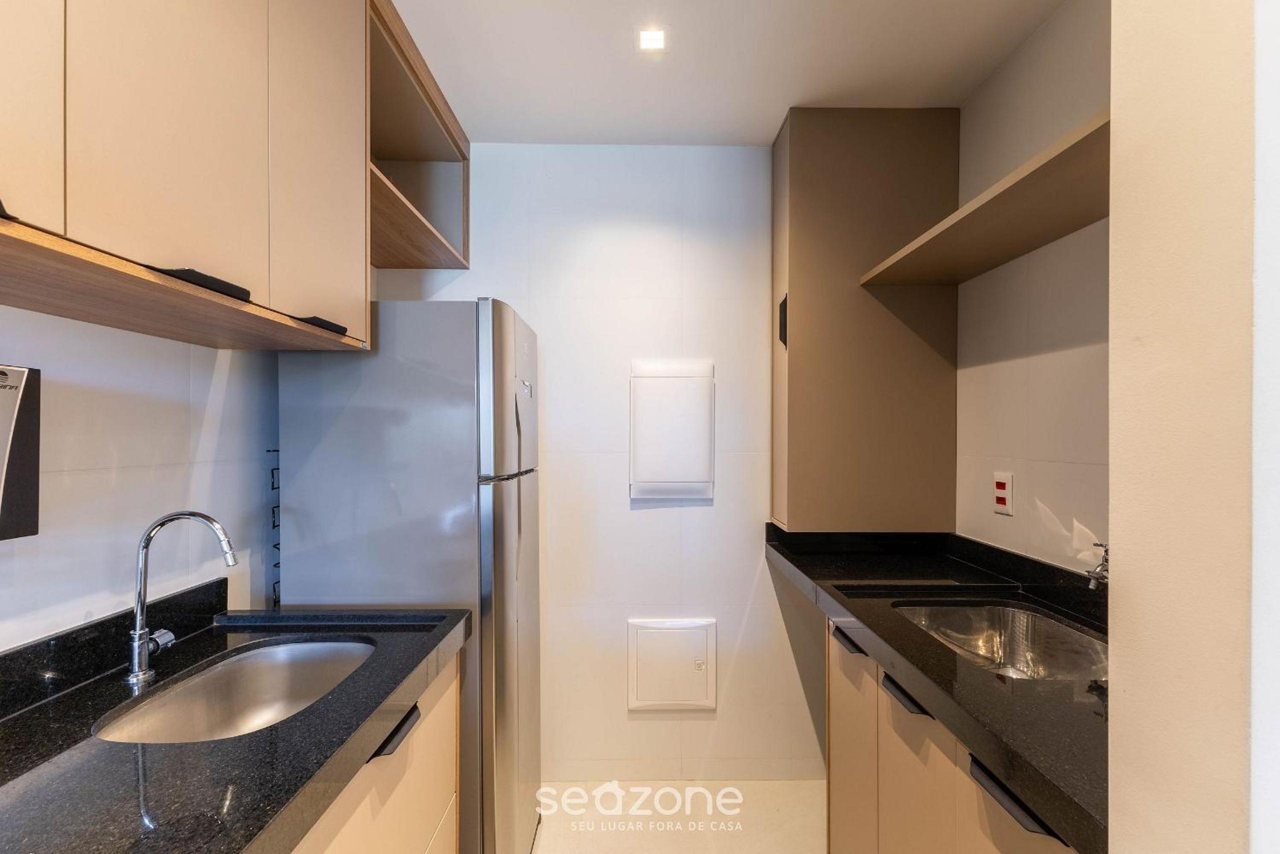 Apartments in a condo with pool on the beachfront in Ilhéus – PET