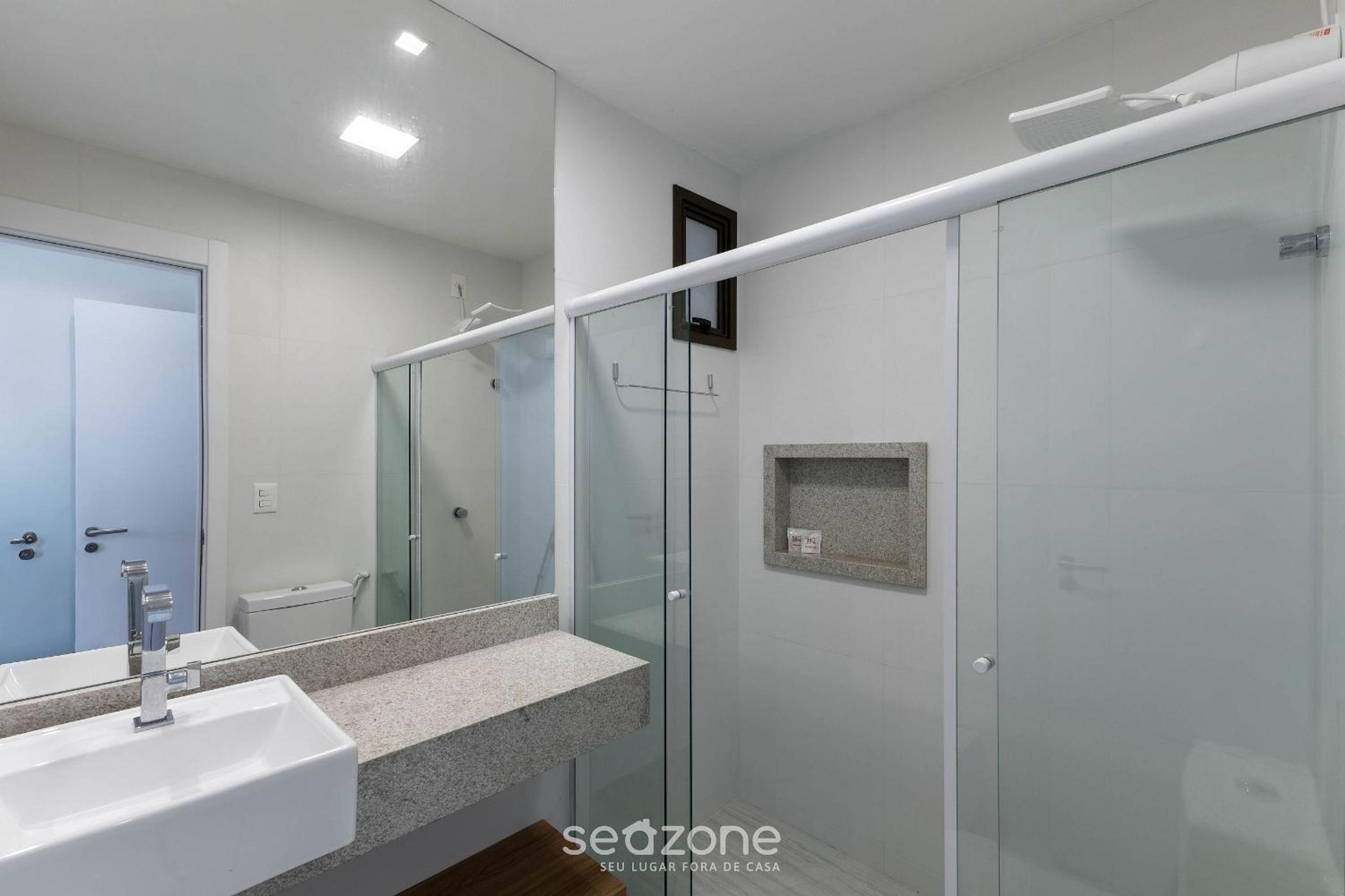 Apartments in a condo with pool on the beachfront in Ilhéus – PET