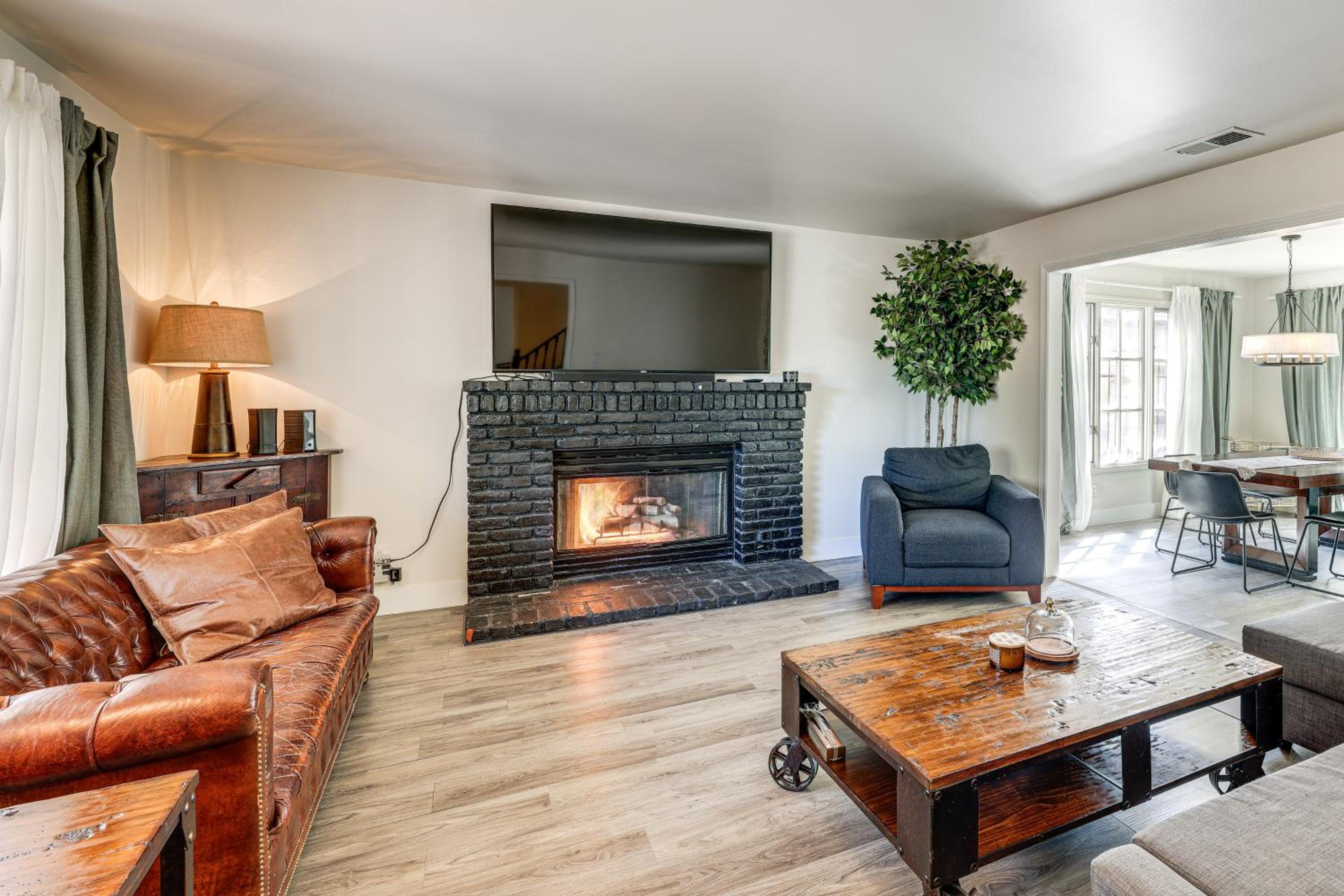 Beautiful Lake-View House: Walk to Lake + Village!