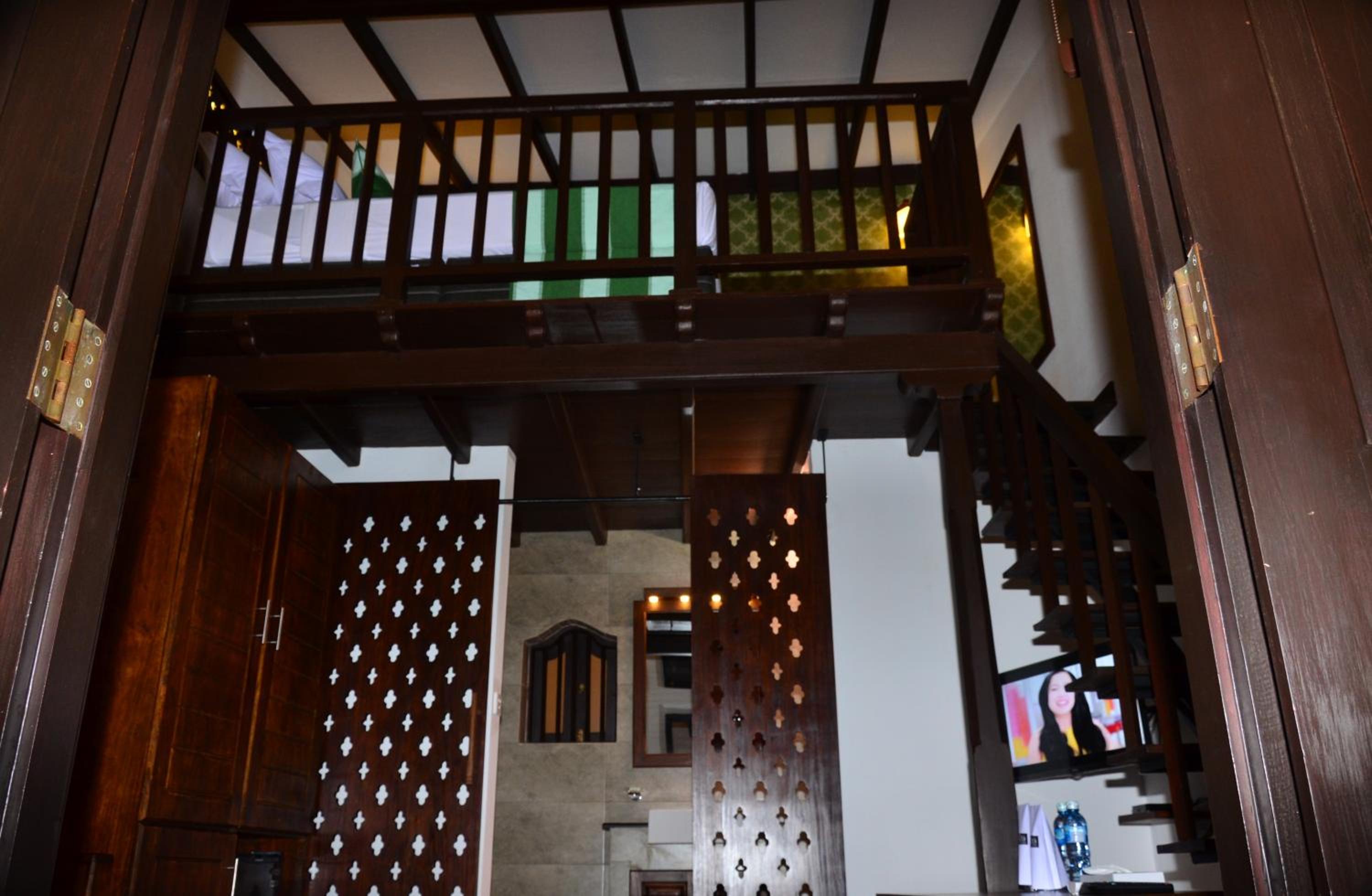 56 by Deco - Galle Fort