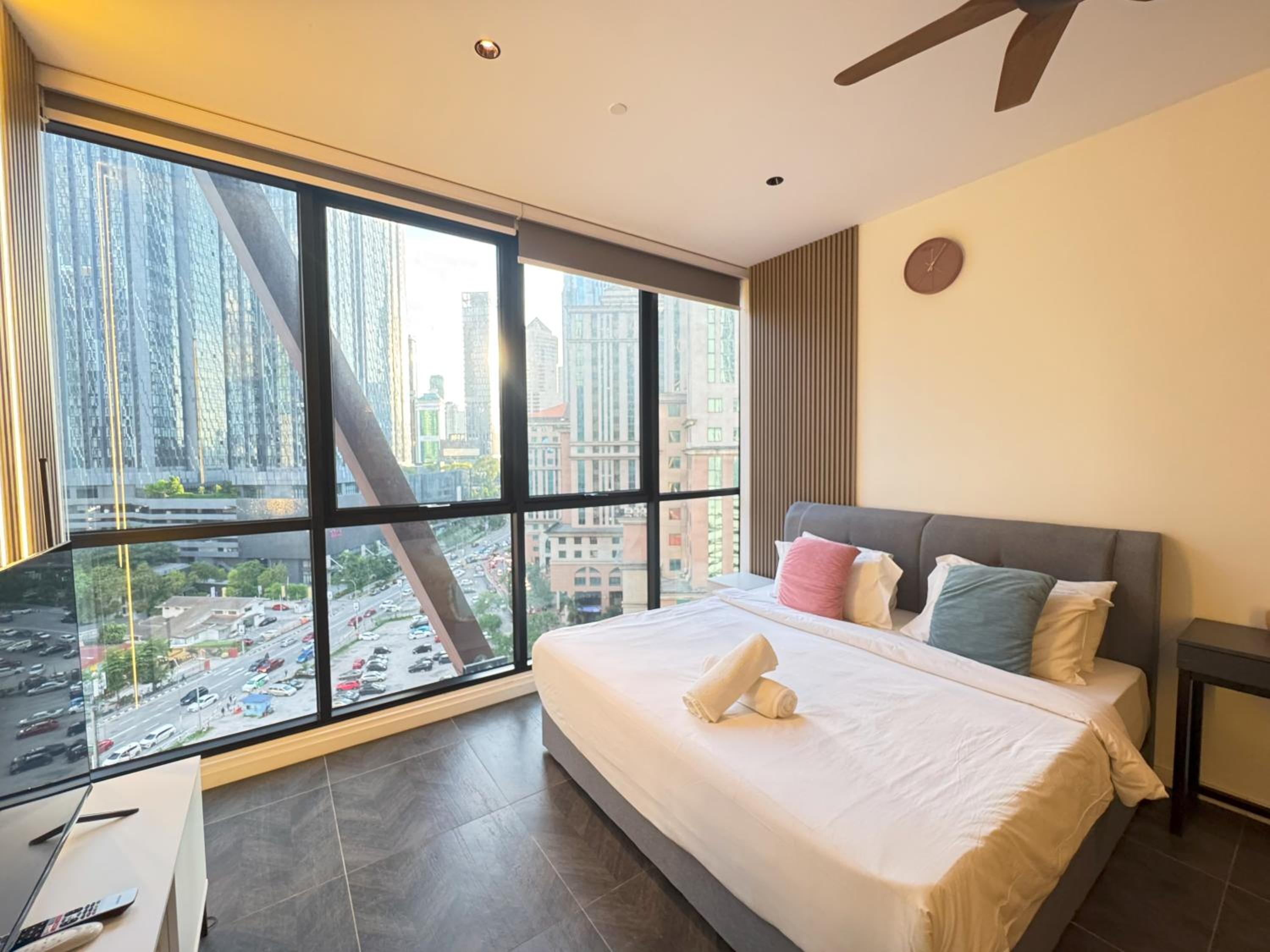 Scarletz Suites KLCC On City