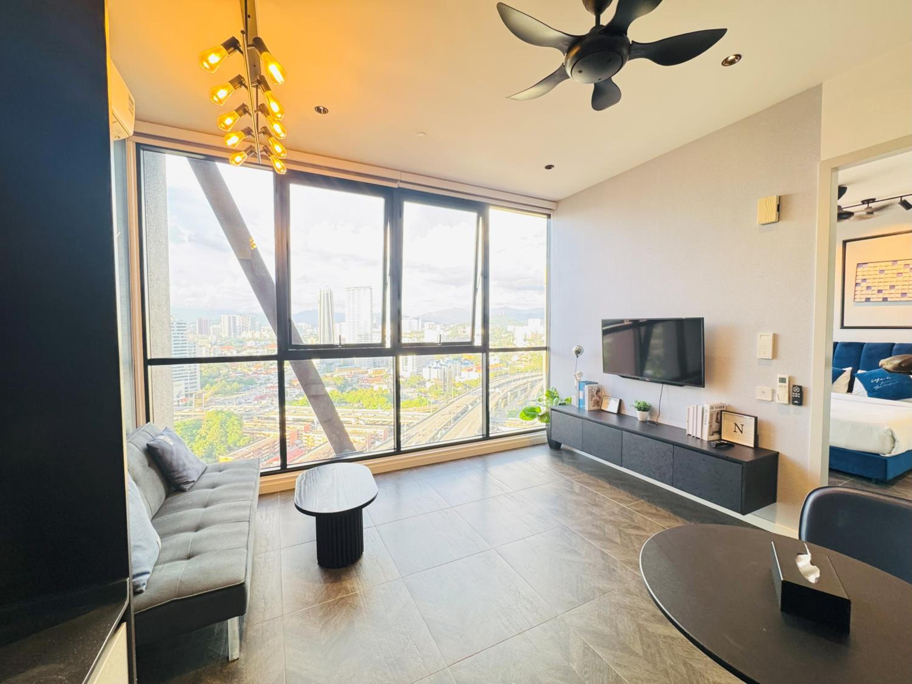 Scarletz Suites KLCC On City