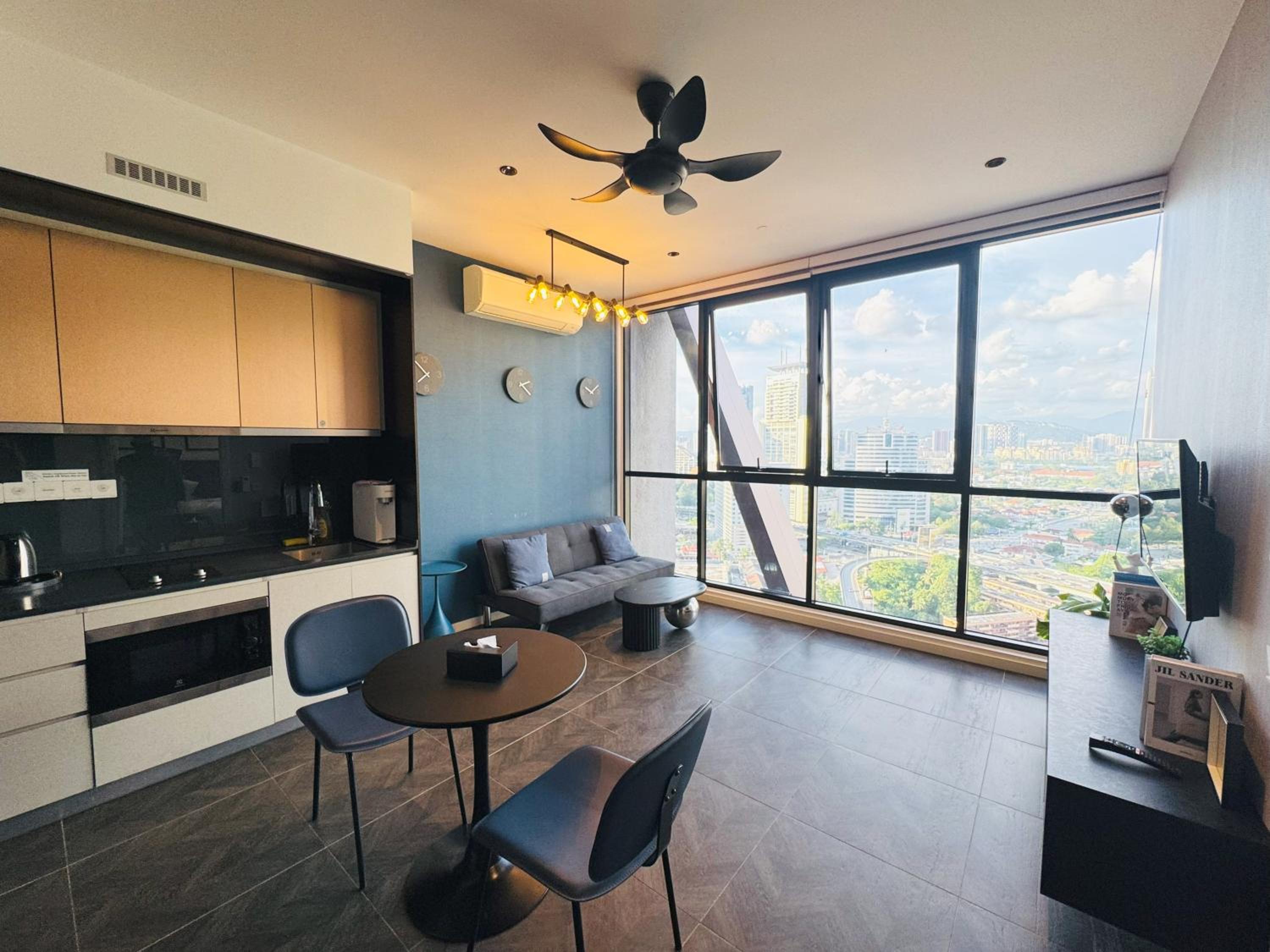 Scarletz Suites KLCC On City