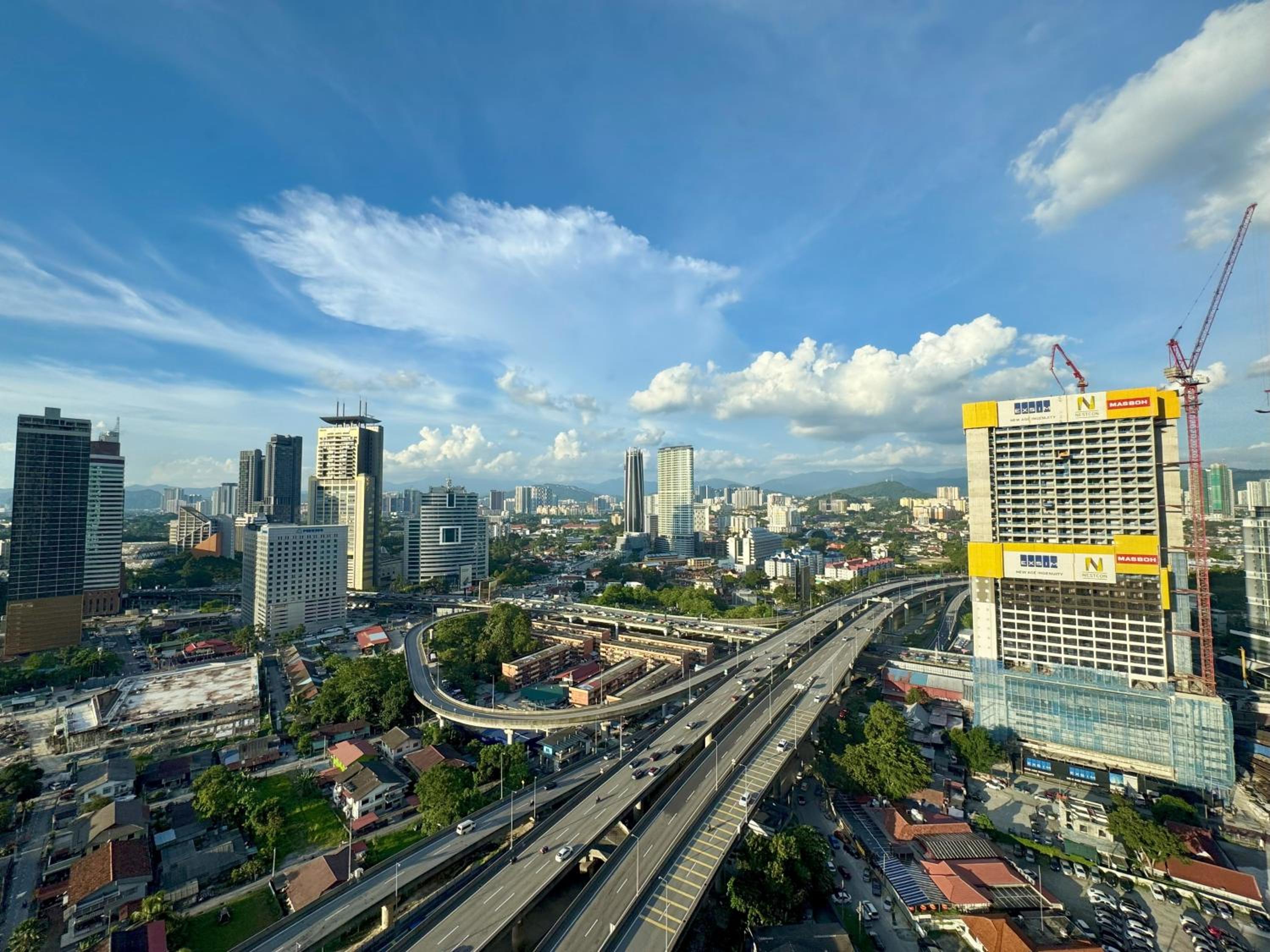 Scarletz Suites KLCC On City