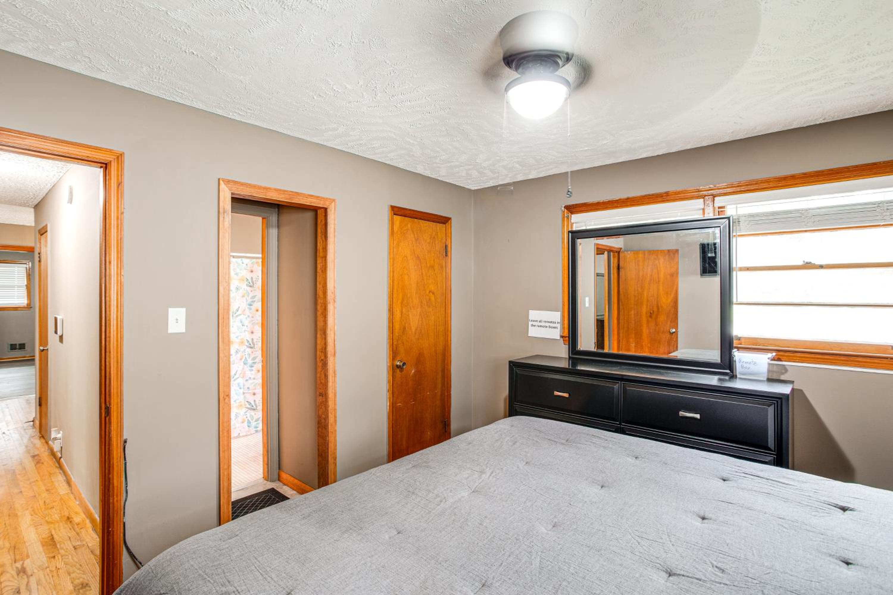 Walk to SC State University and Claflin Cozy Home