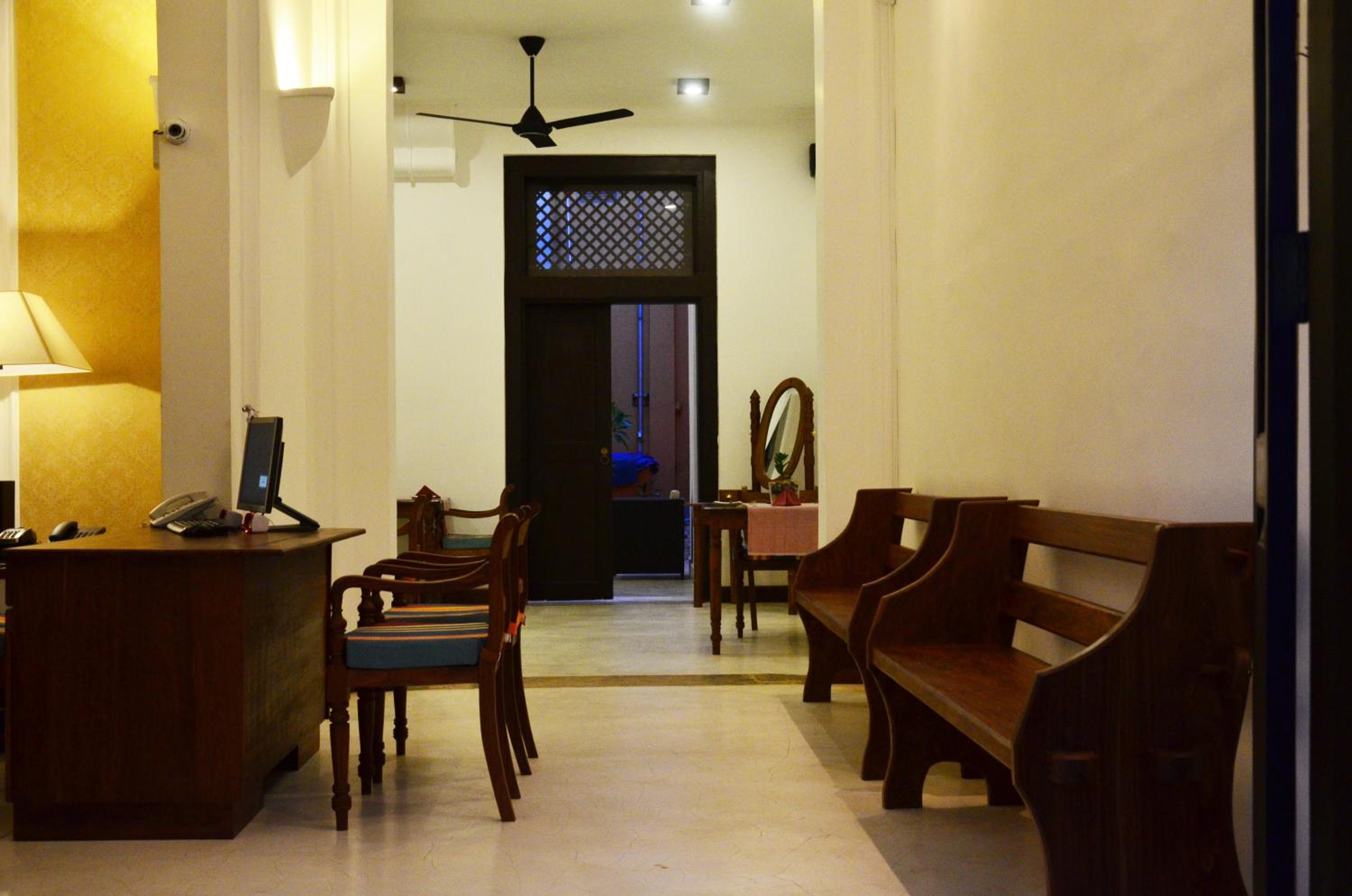56 by Deco - Galle Fort