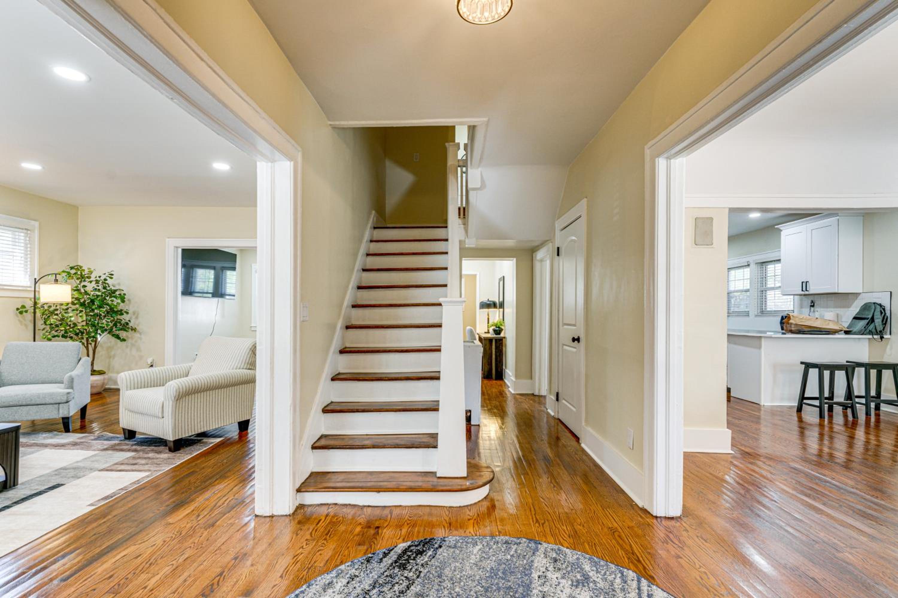 5 Mi to Dtwn Detroit Pet-Friendly Edison Home