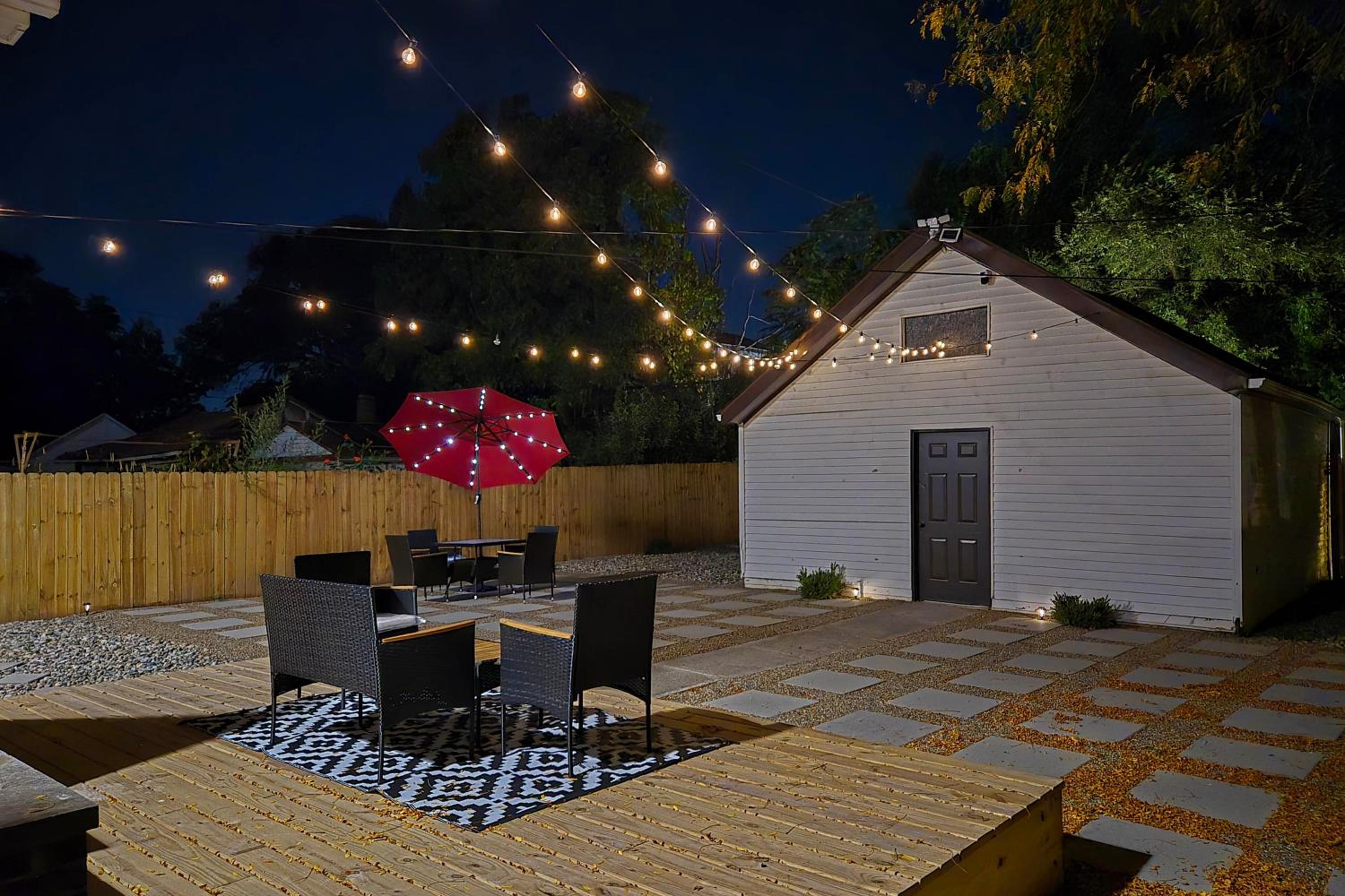 5 Mi to Dtwn Detroit Pet-Friendly Edison Home