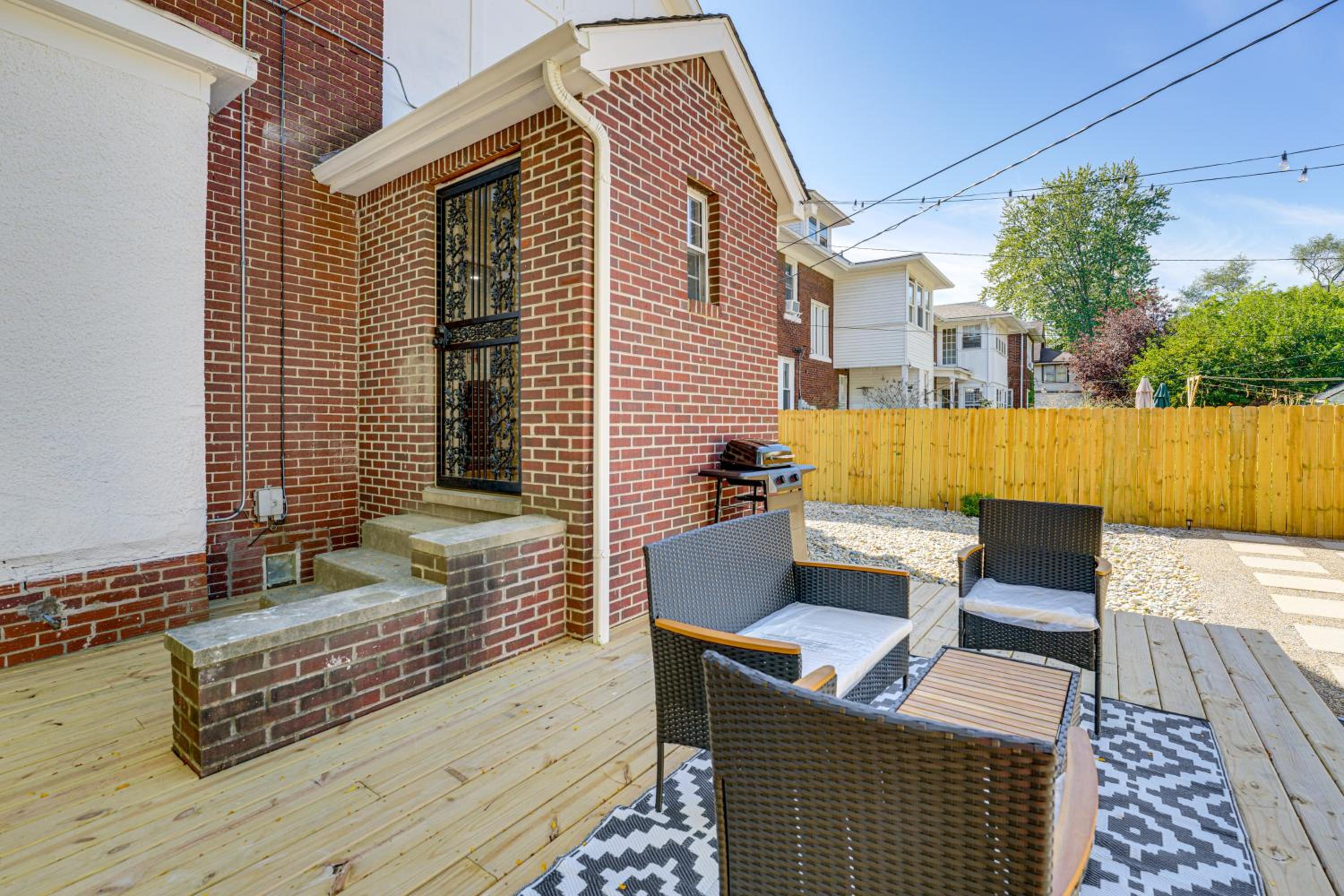 5 Mi to Dtwn Detroit Pet-Friendly Edison Home