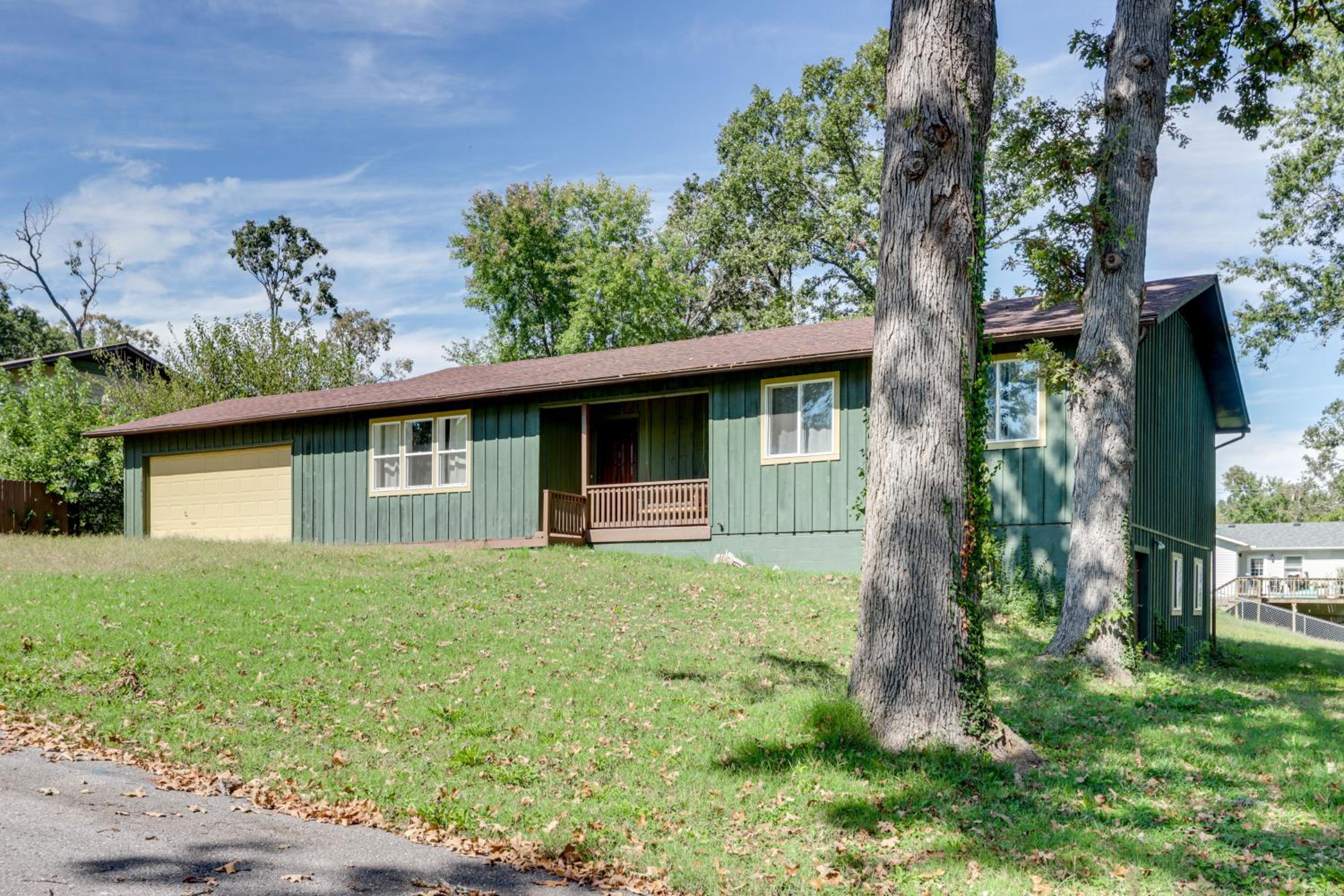 1 Mi to Shops and Cafes Updated Cassville Home!