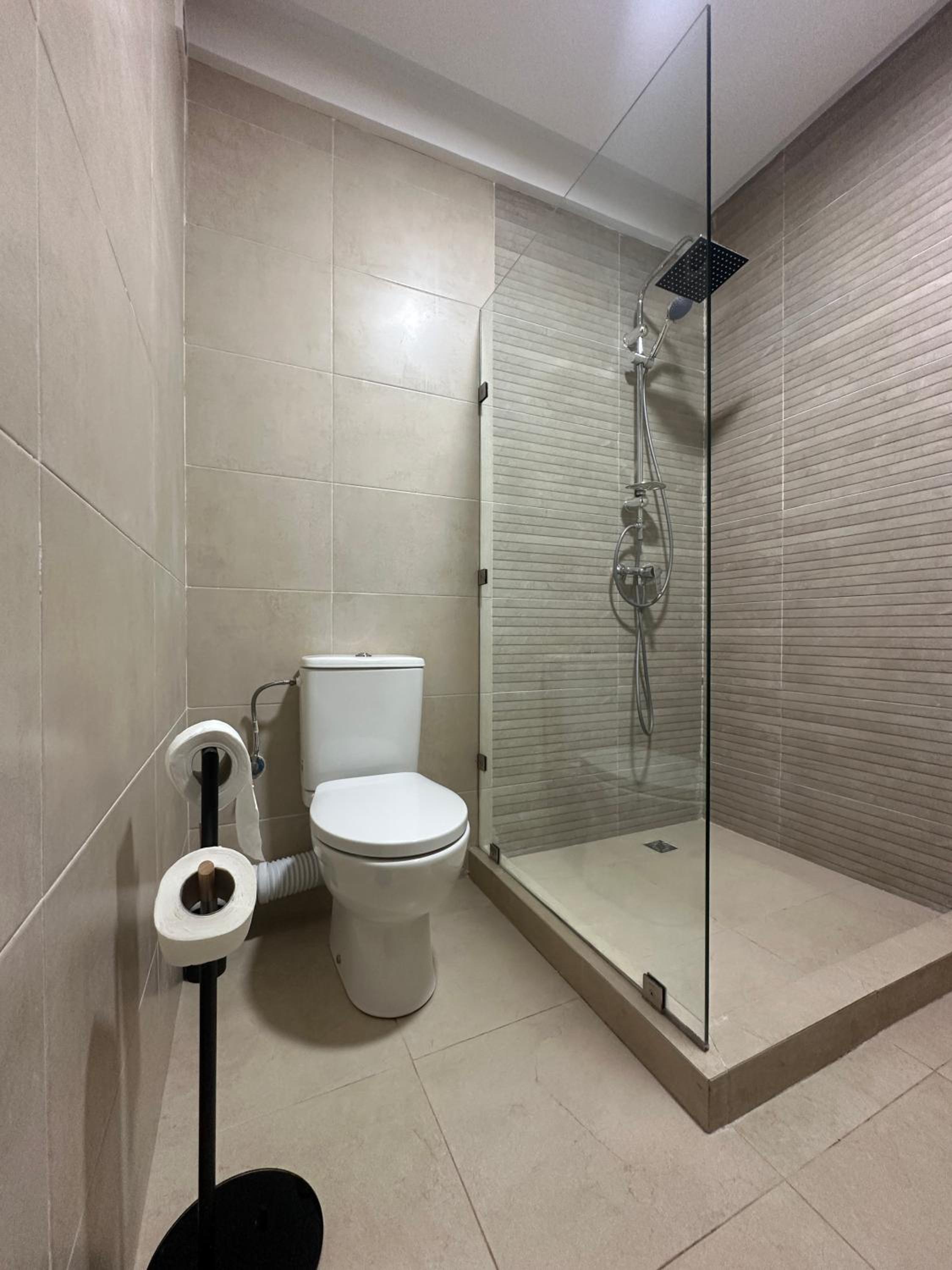 Gueliz Central Apartment with Pool and Parking