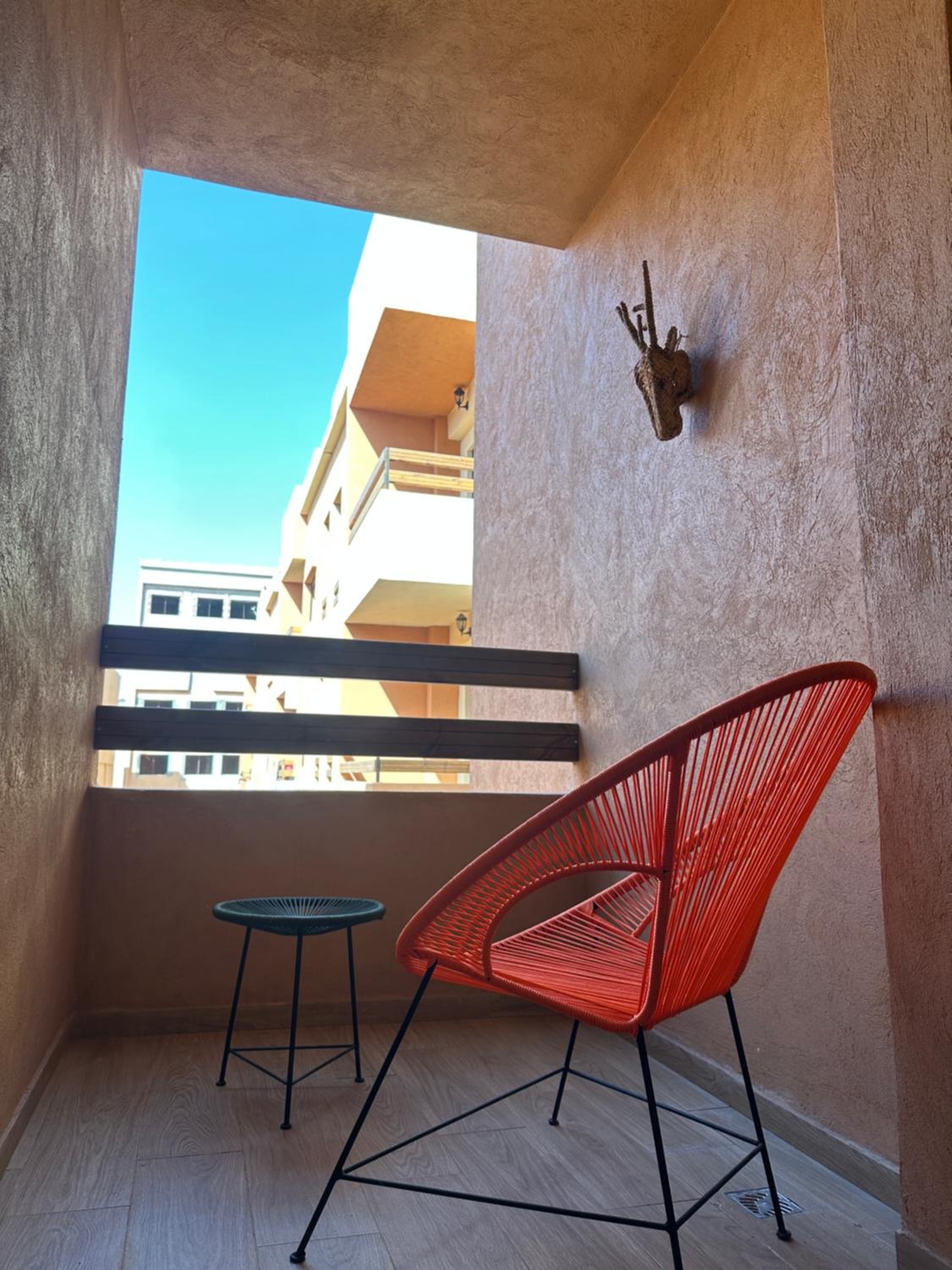 Gueliz Central Apartment with Pool and Parking