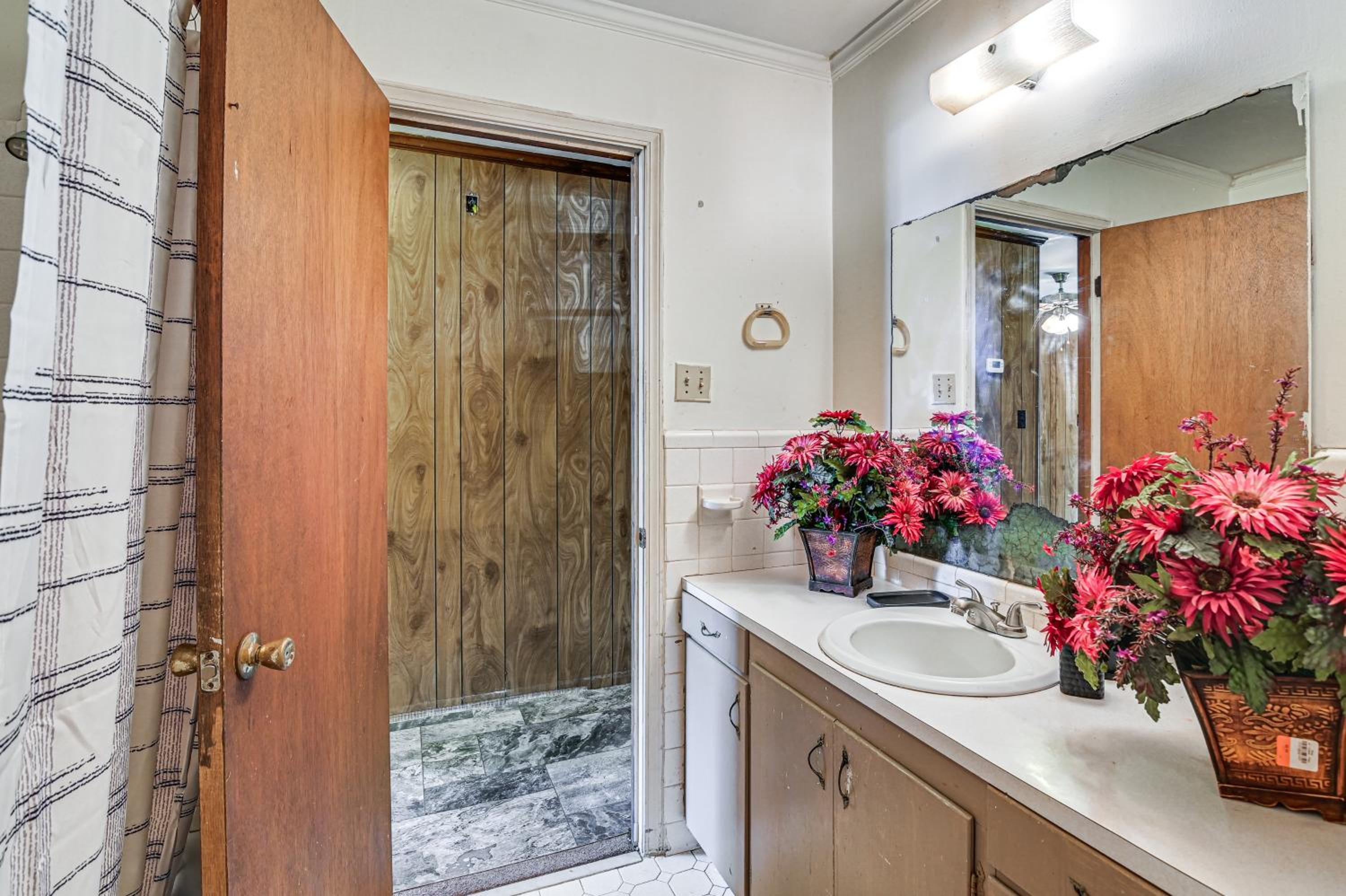 Pet-Friendly Eutaw Home Near Historic Square