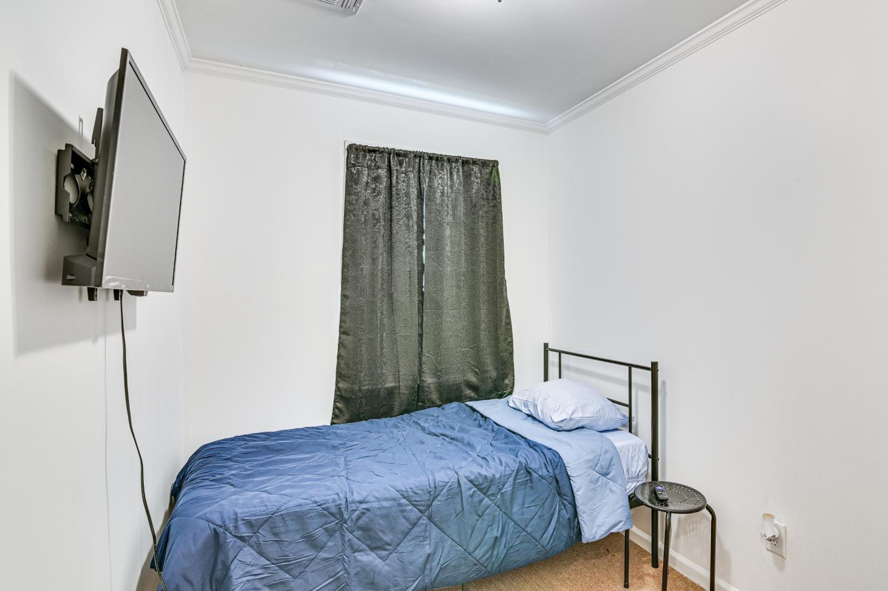 Pet-Friendly Eutaw Home Near Historic Square