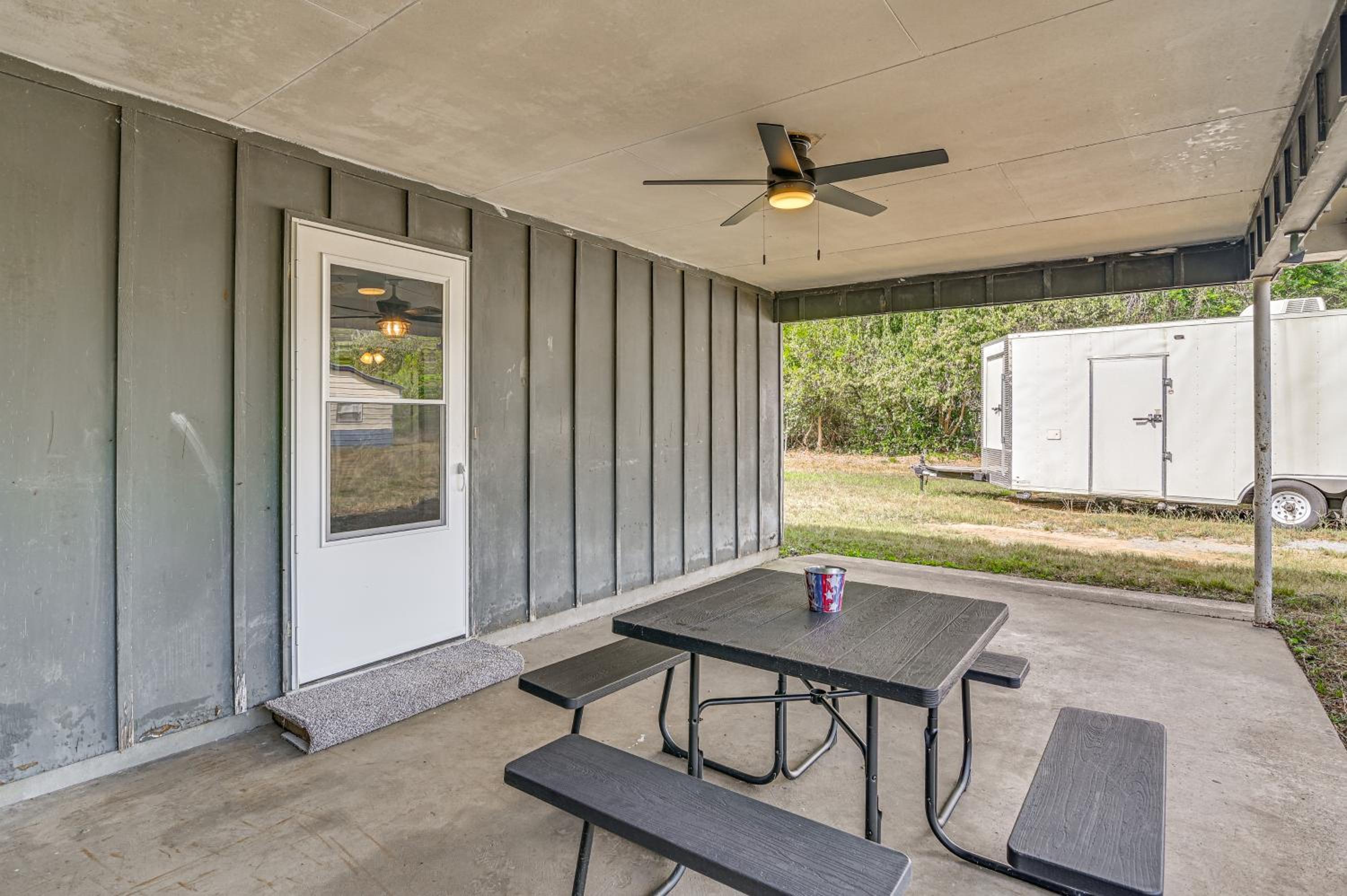 Pet-Friendly Eutaw Home Near Historic Square
