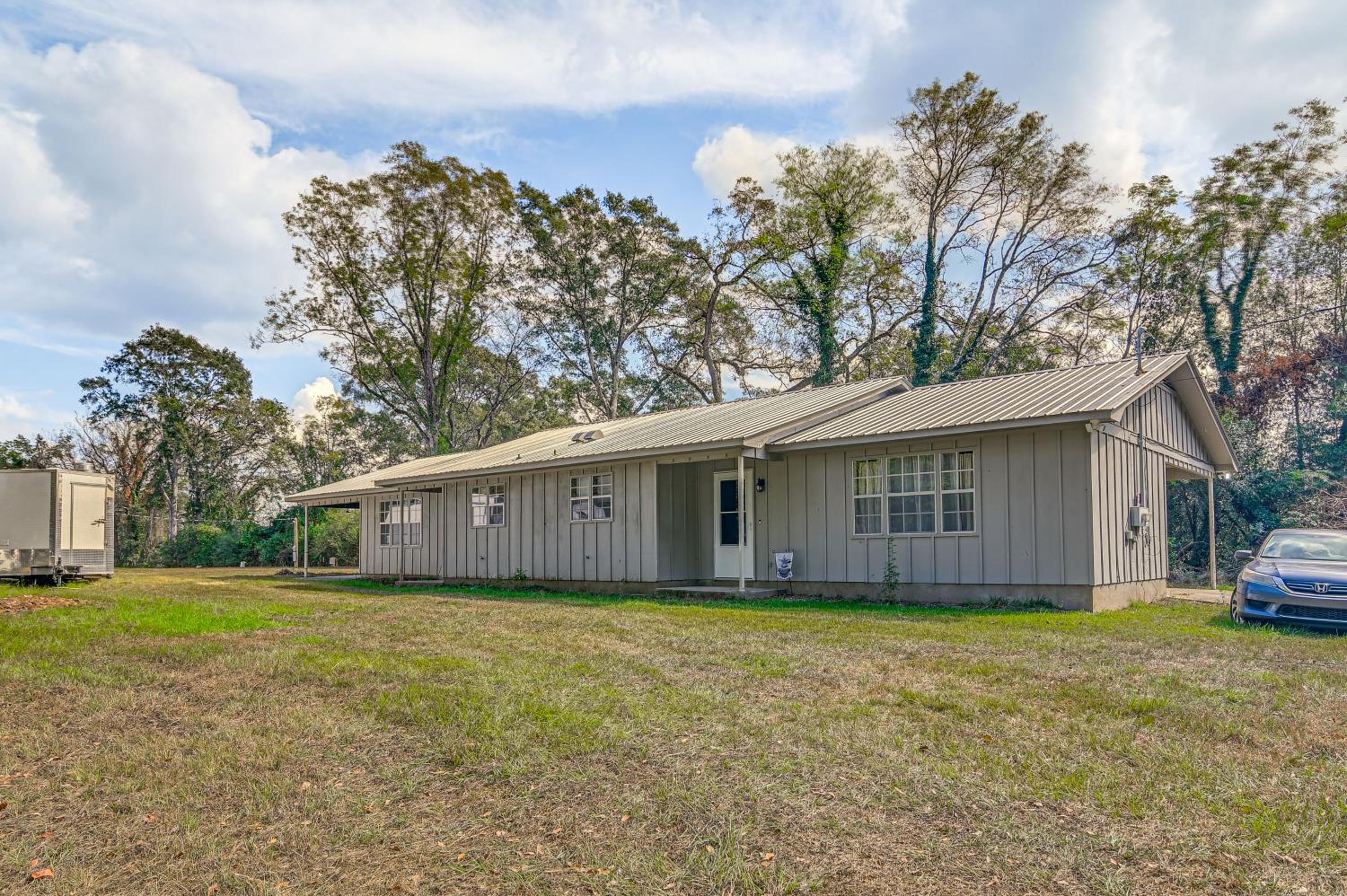 Pet-Friendly Eutaw Home Near Historic Square