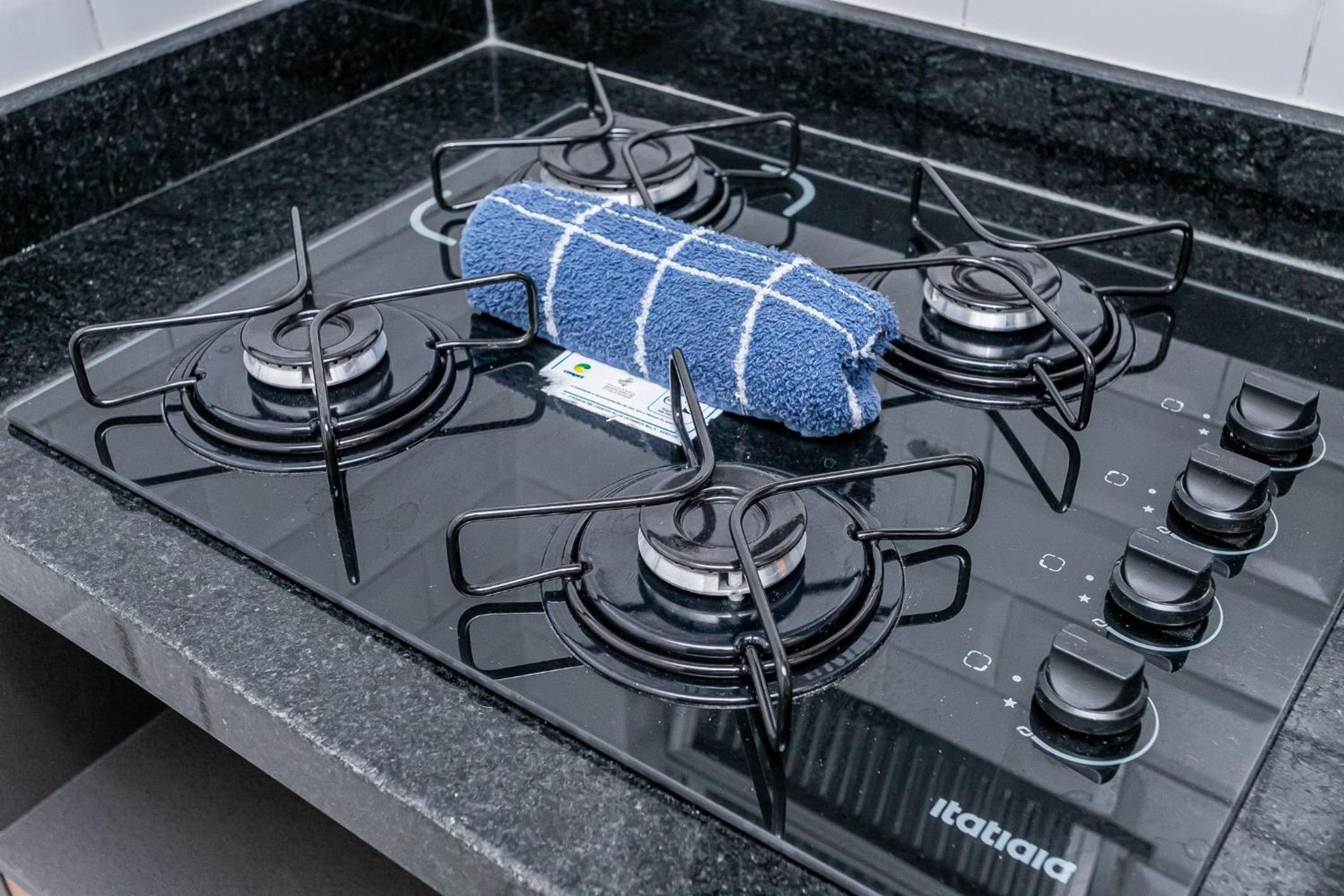 Copacabana: Beach, Cozy and Practical | 4 Guests