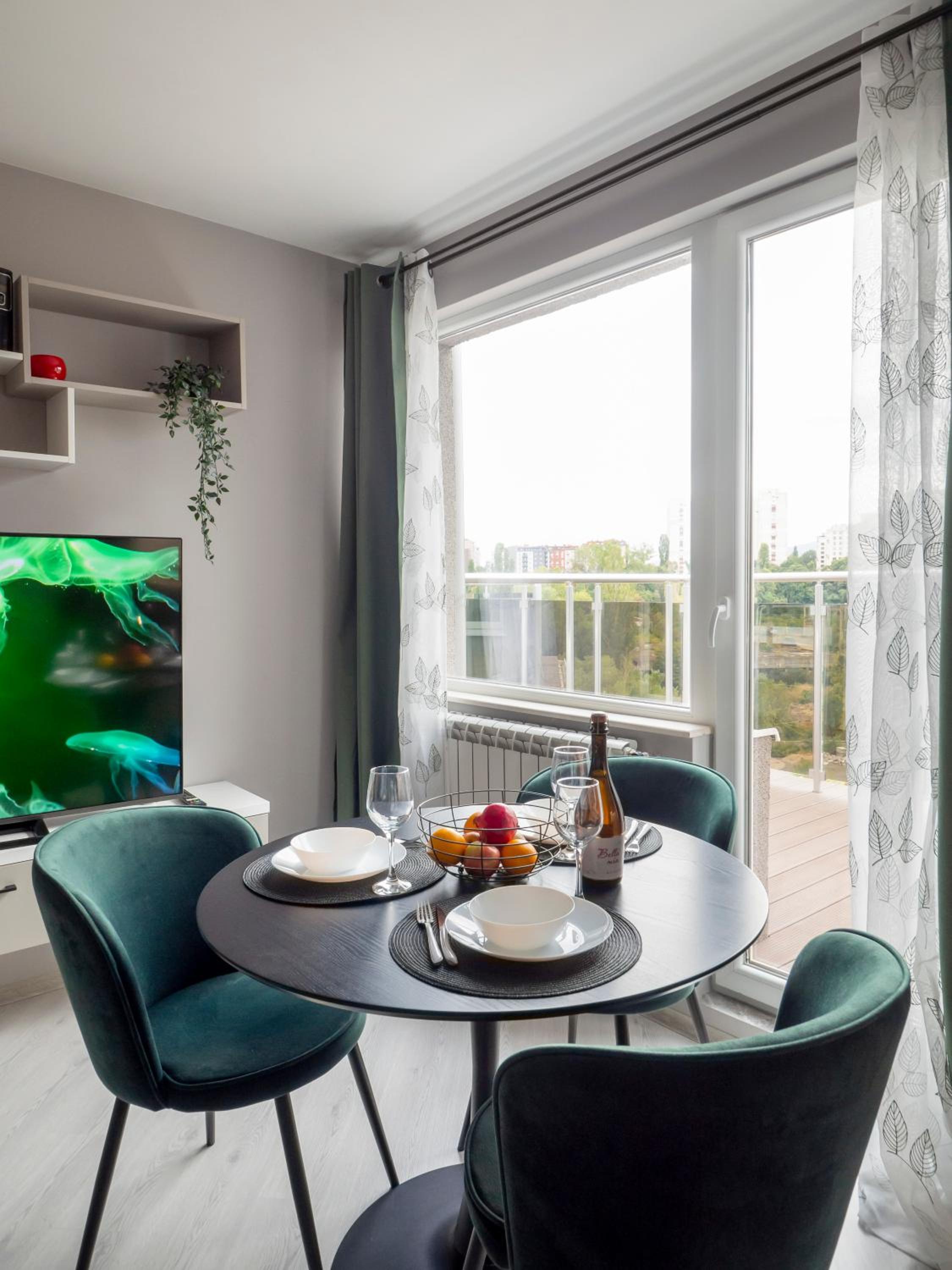 Modern Vitosha View Apartment with Free Parking