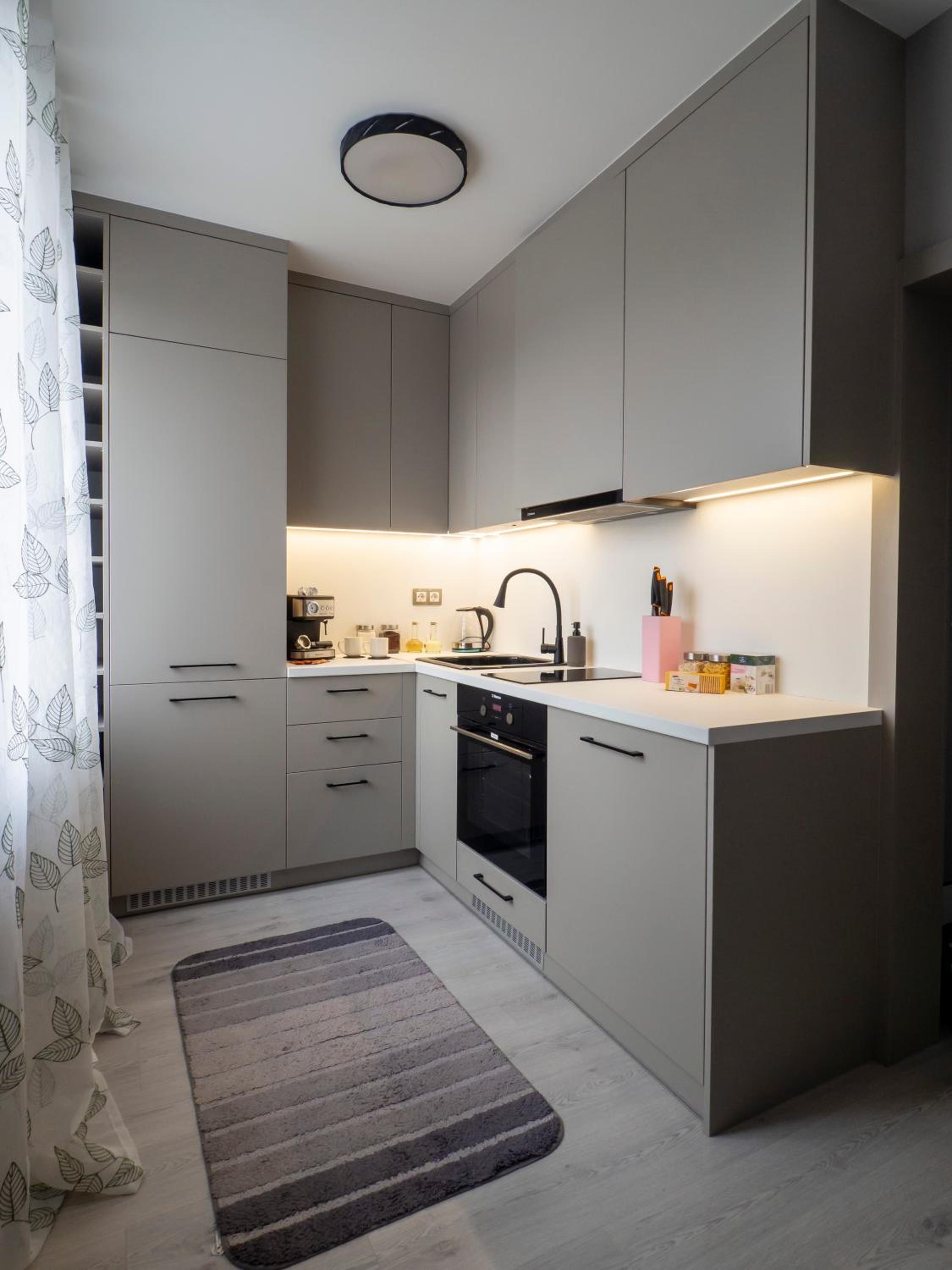 Modern Vitosha View Apartment with Free Parking