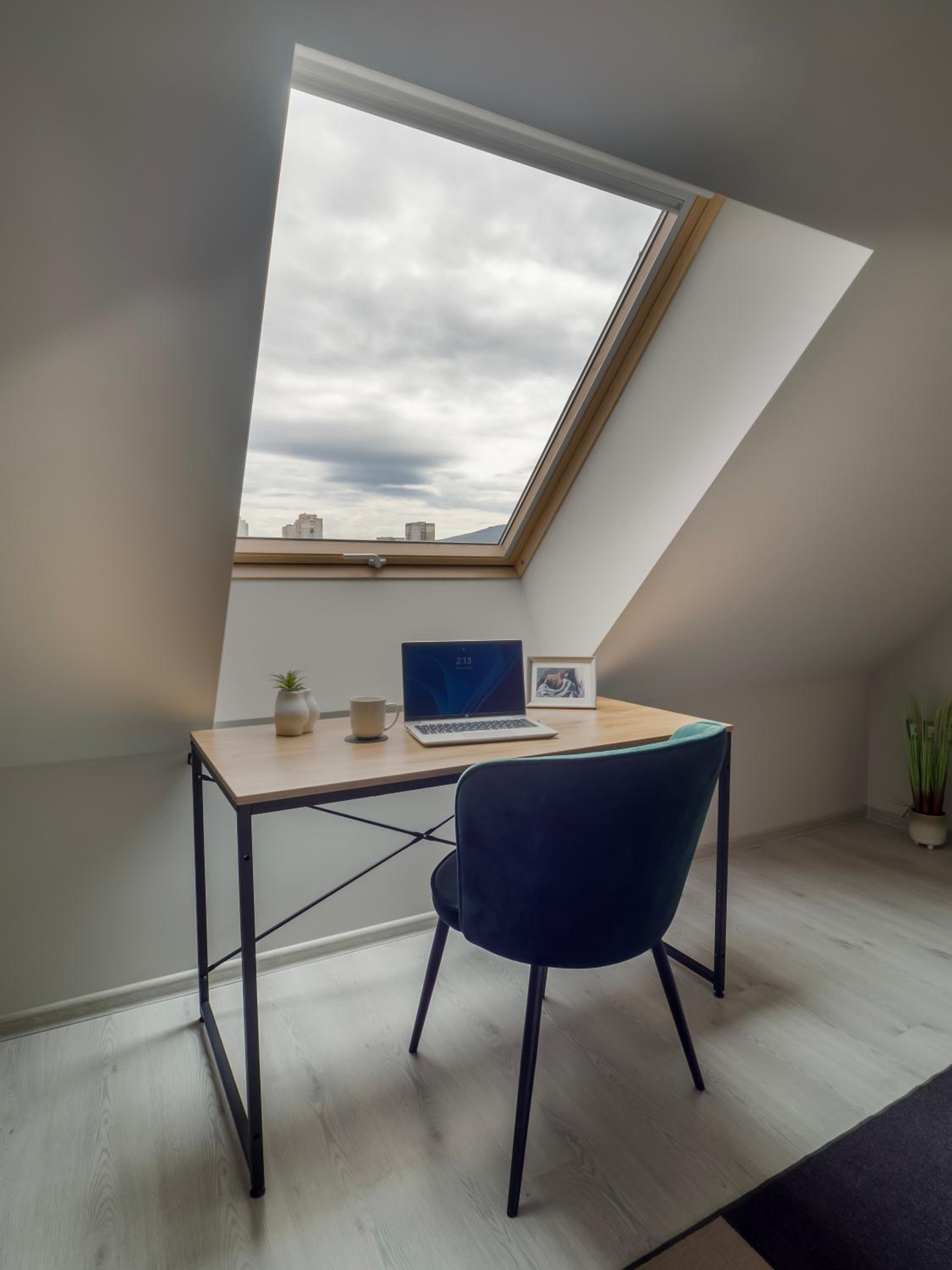 Modern Vitosha View Apartment with Free Parking