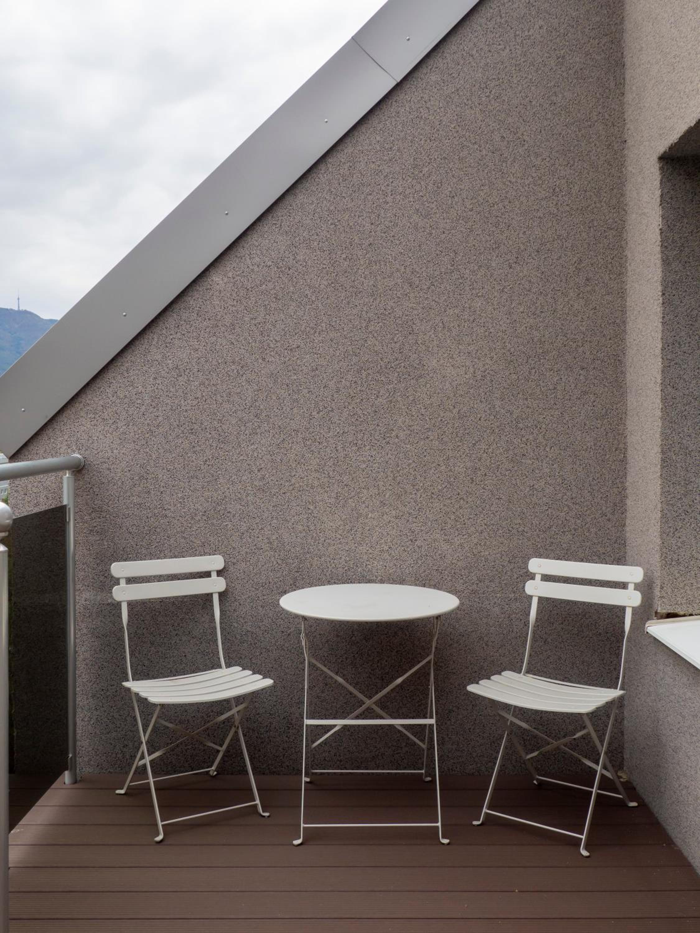 Modern Vitosha View Apartment with Free Parking