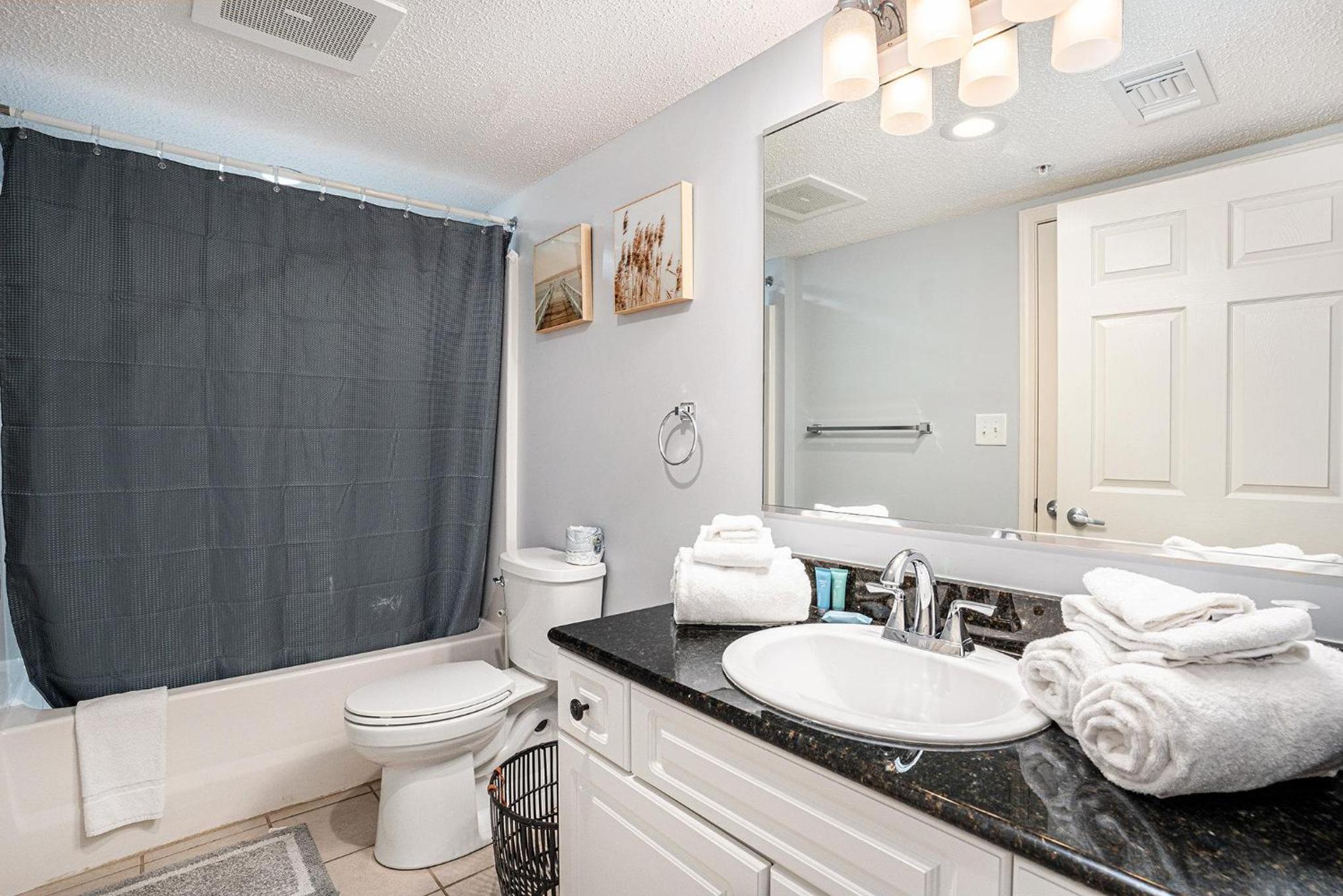 Yacht Club Villas #2-902