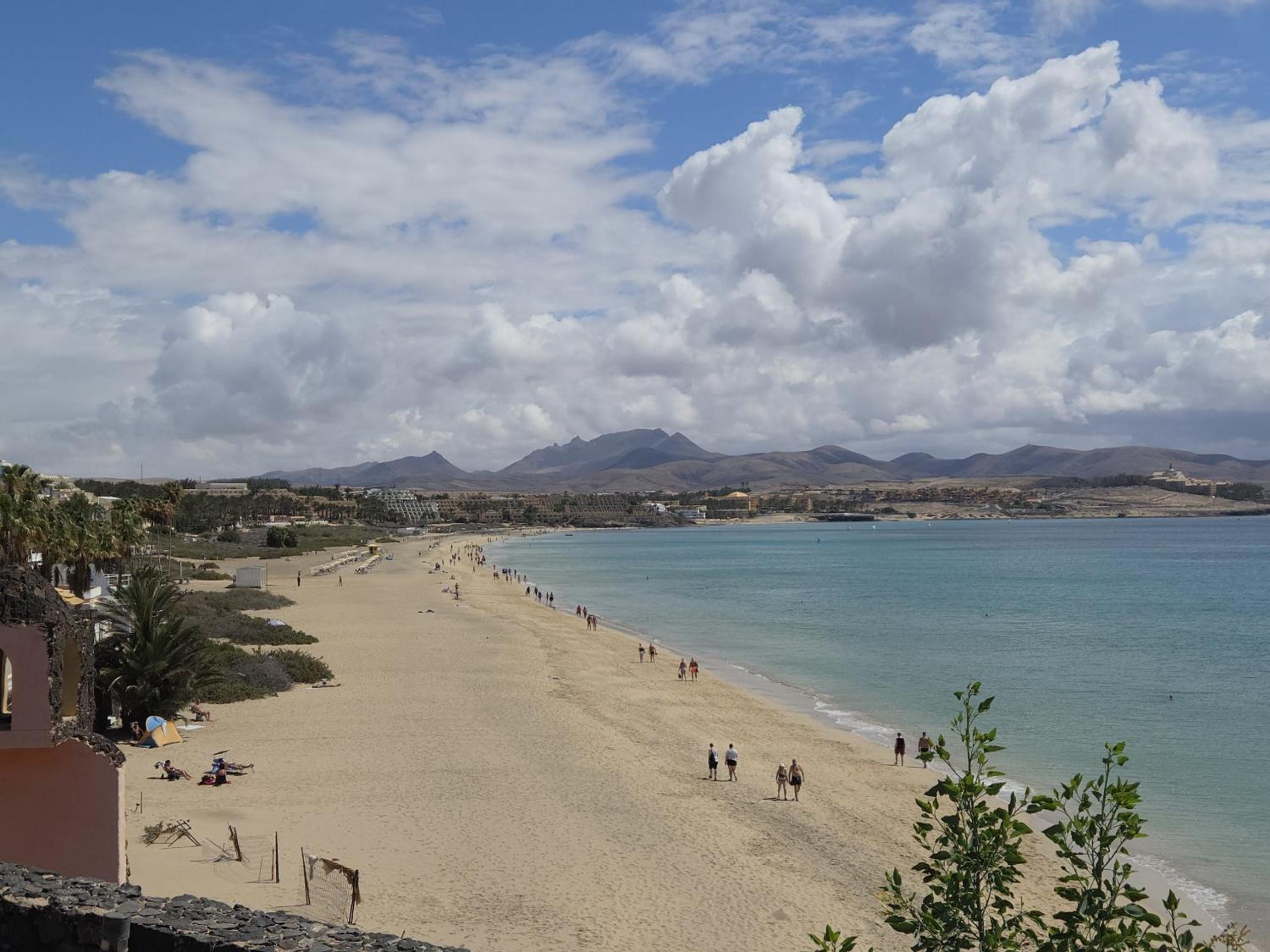 Las Dos Orillas