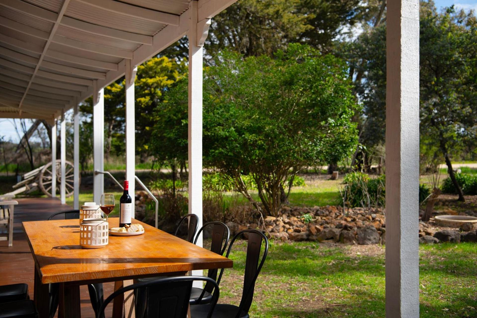 Moragoe Homestead