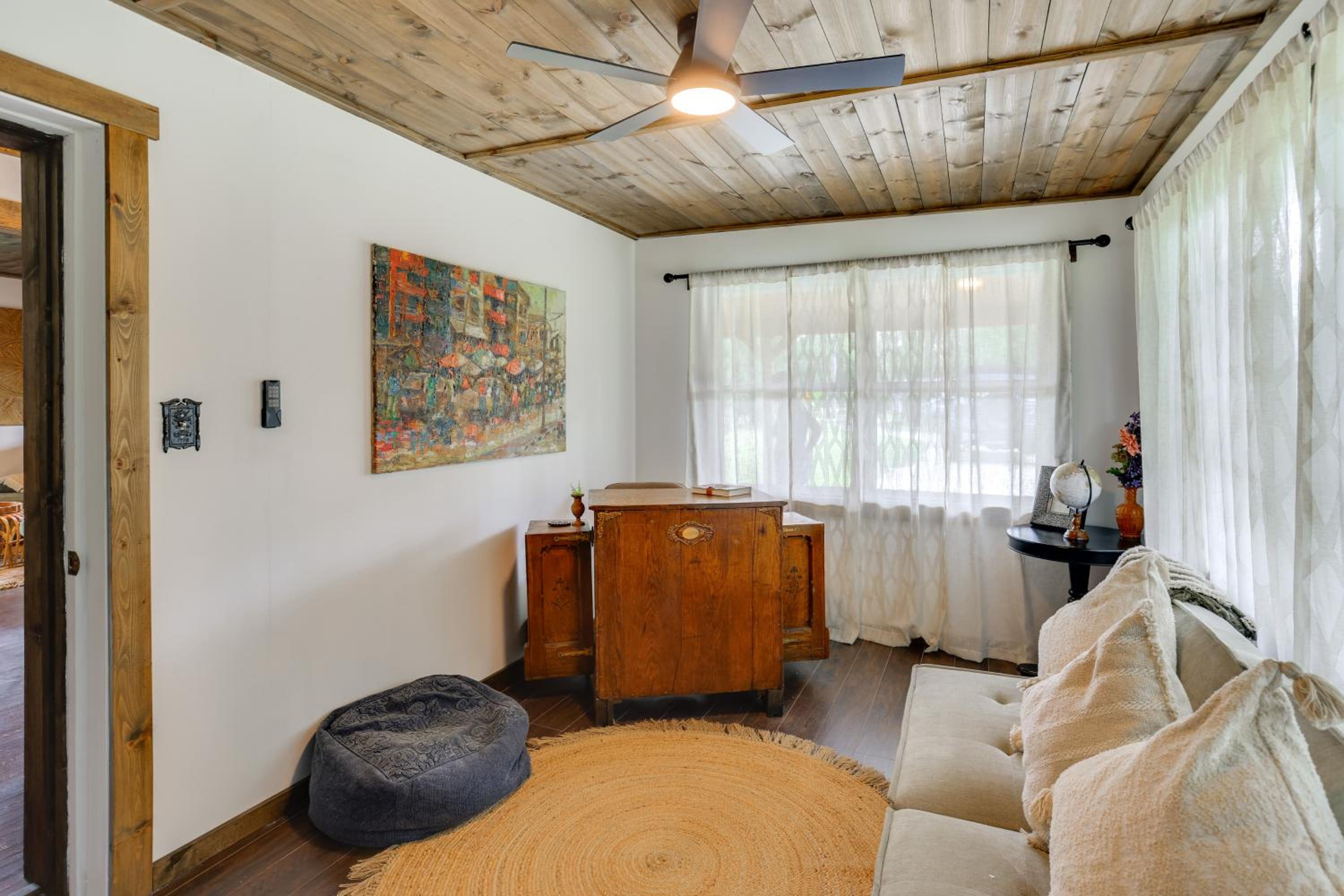 Less Than 1 Mi to Downtown Arcadia Tranquil Wooded Escape