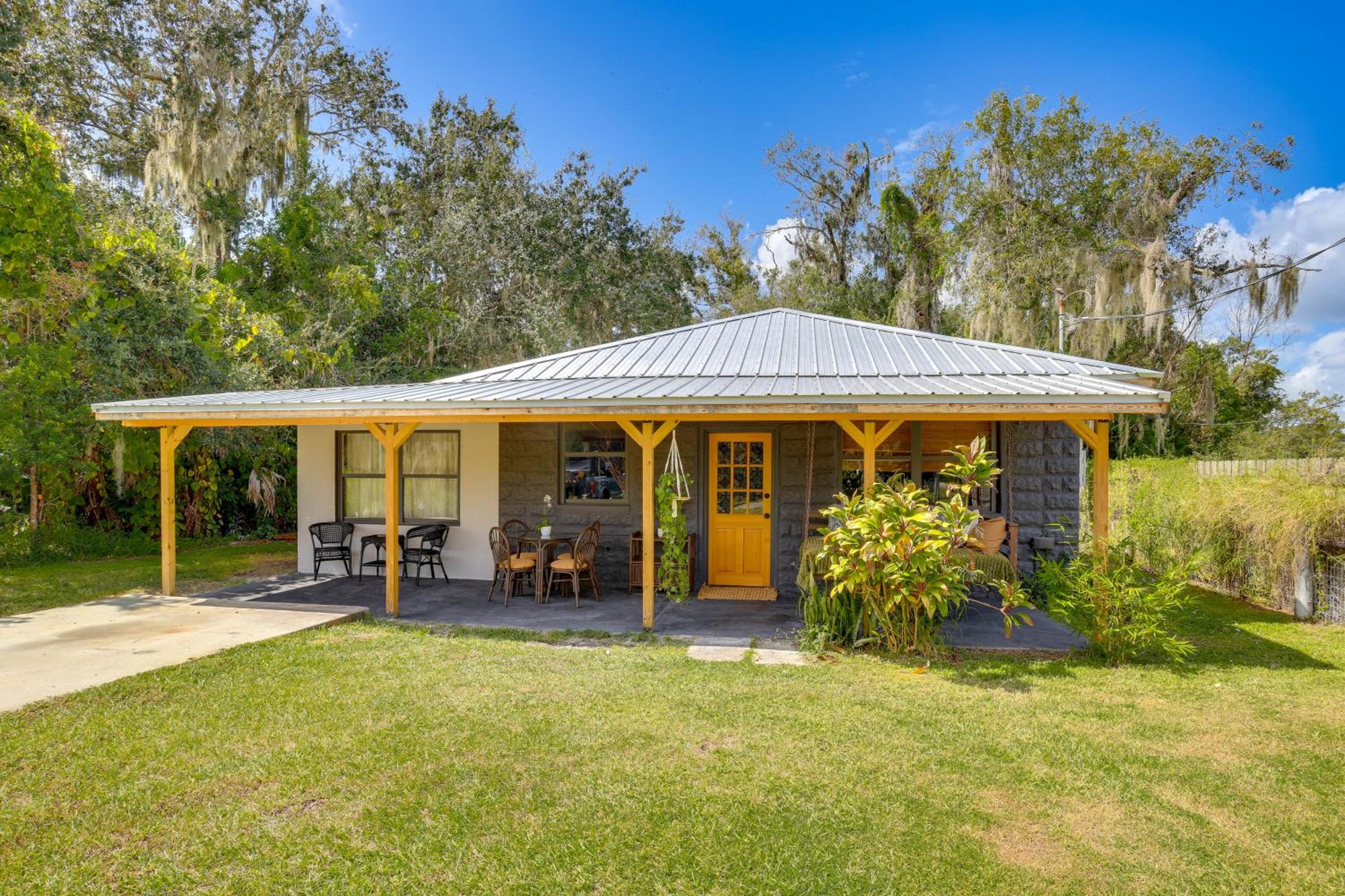 Less Than 1 Mi to Downtown Arcadia Tranquil Wooded Escape
