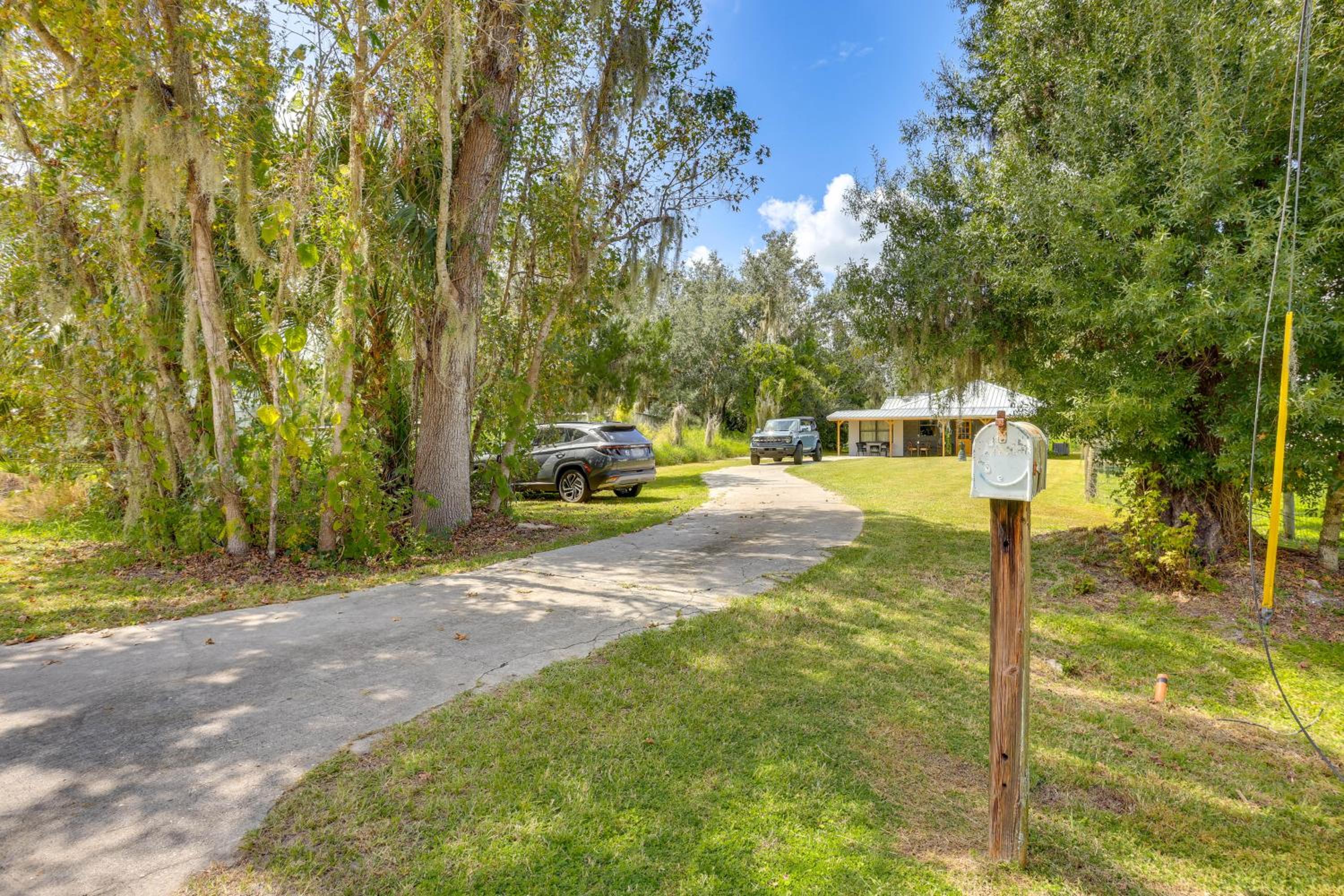 Less Than 1 Mi to Downtown Arcadia Tranquil Wooded Escape