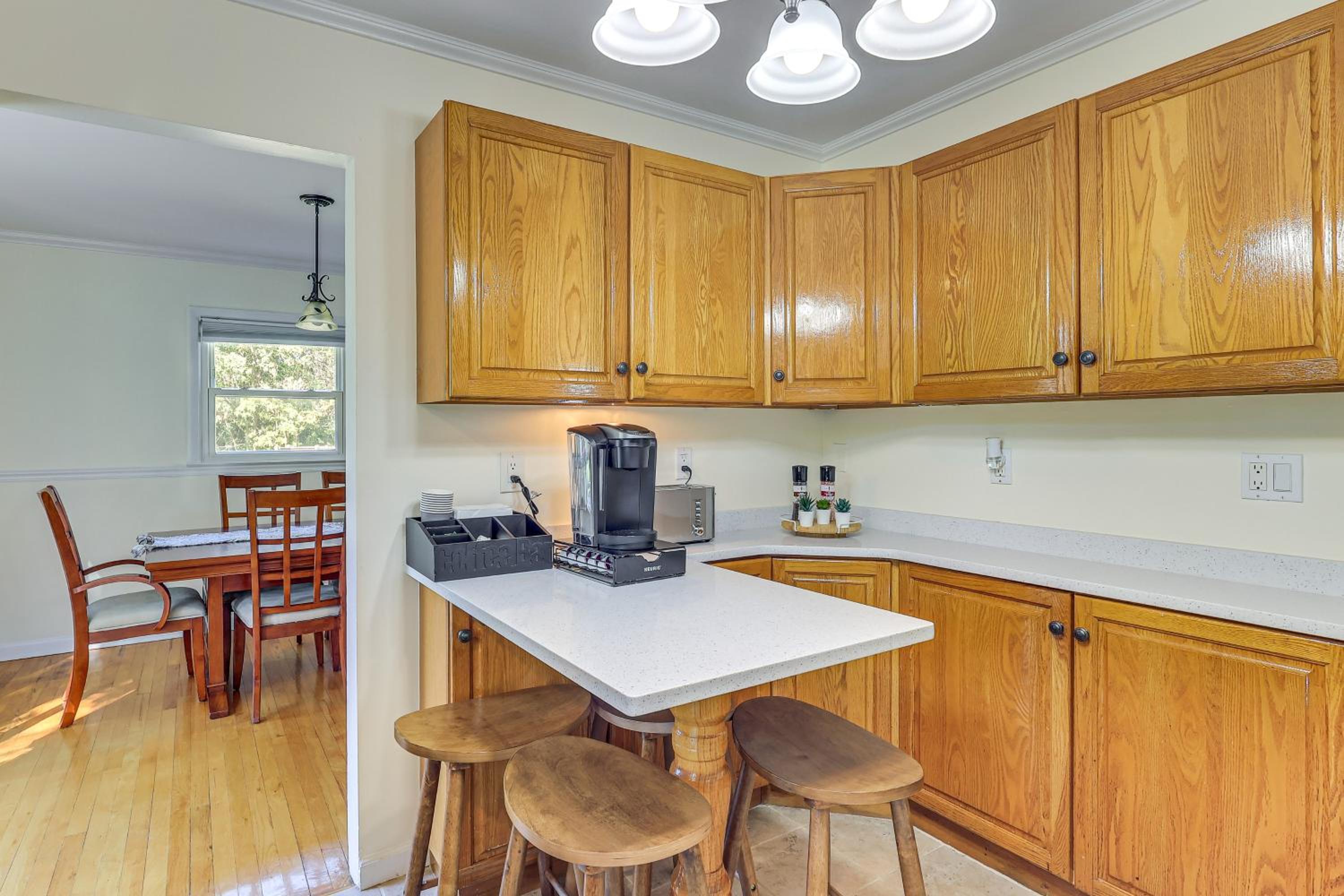 Spacious Fanwood Home with Decks, Walk to Park!