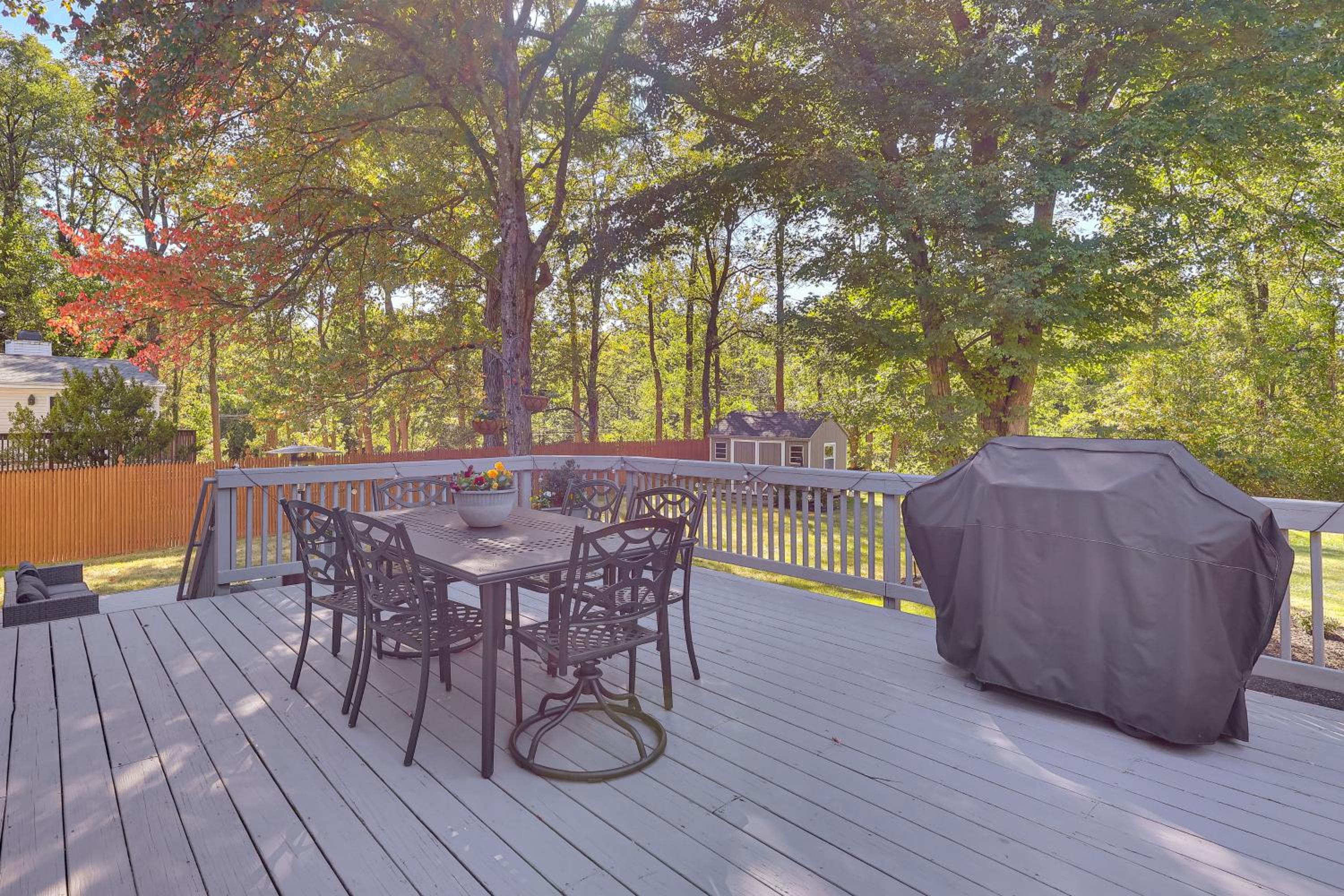 Spacious Fanwood Home with Decks, Walk to Park!