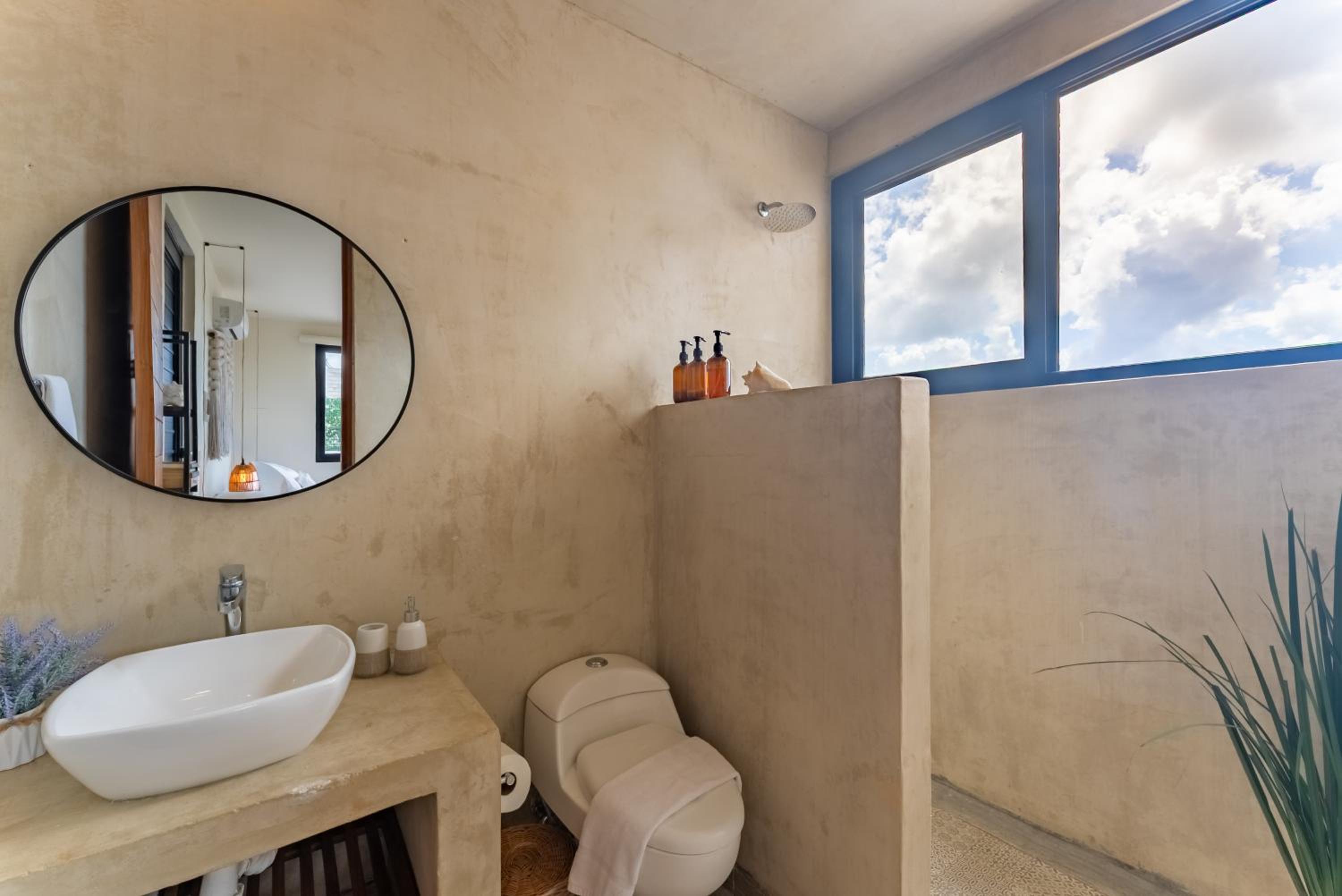Private Jacuzzi, Starlink, Golf-View Terrace - Puerto Aventuras