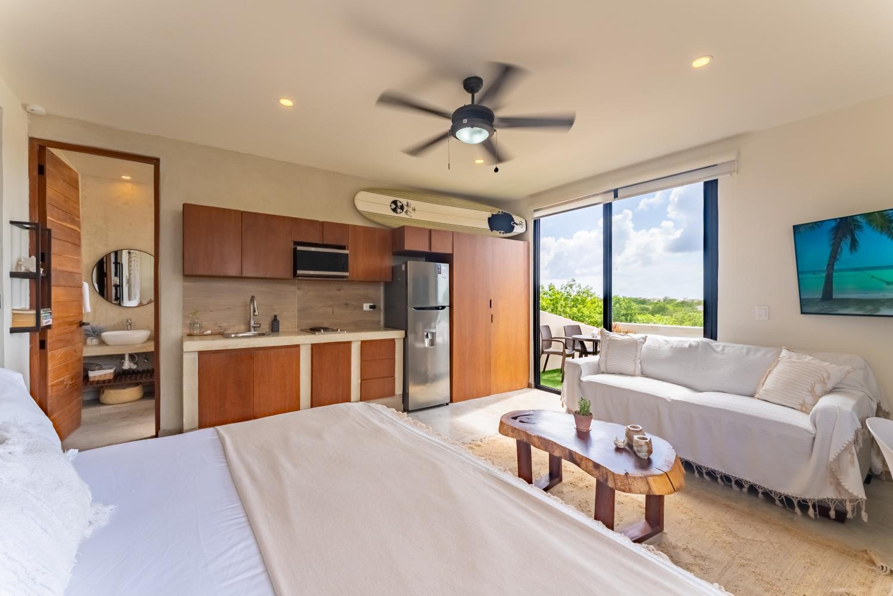 Private Jacuzzi, Starlink, Golf-View Terrace - Puerto Aventuras