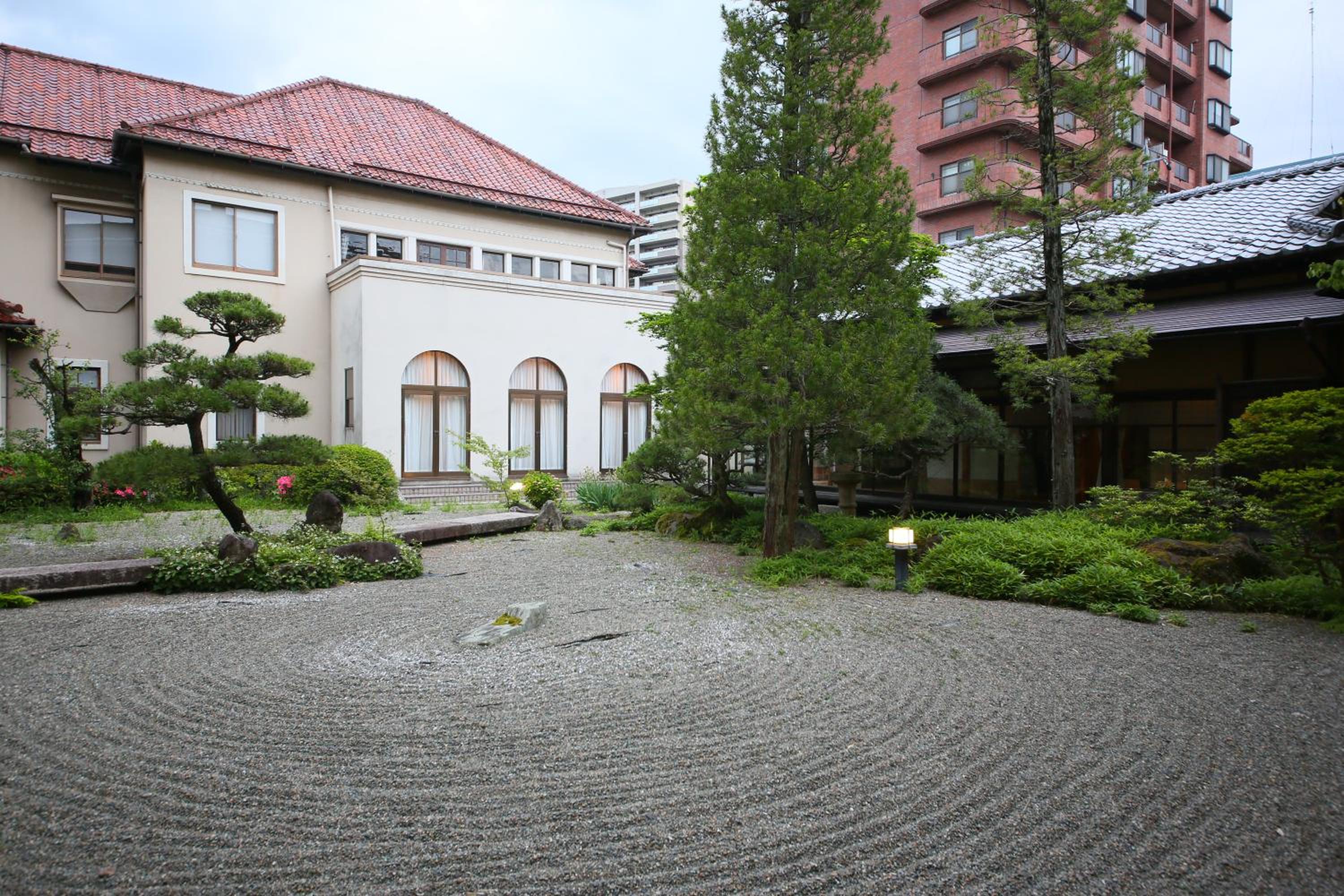 Katakura Silk Hotel
