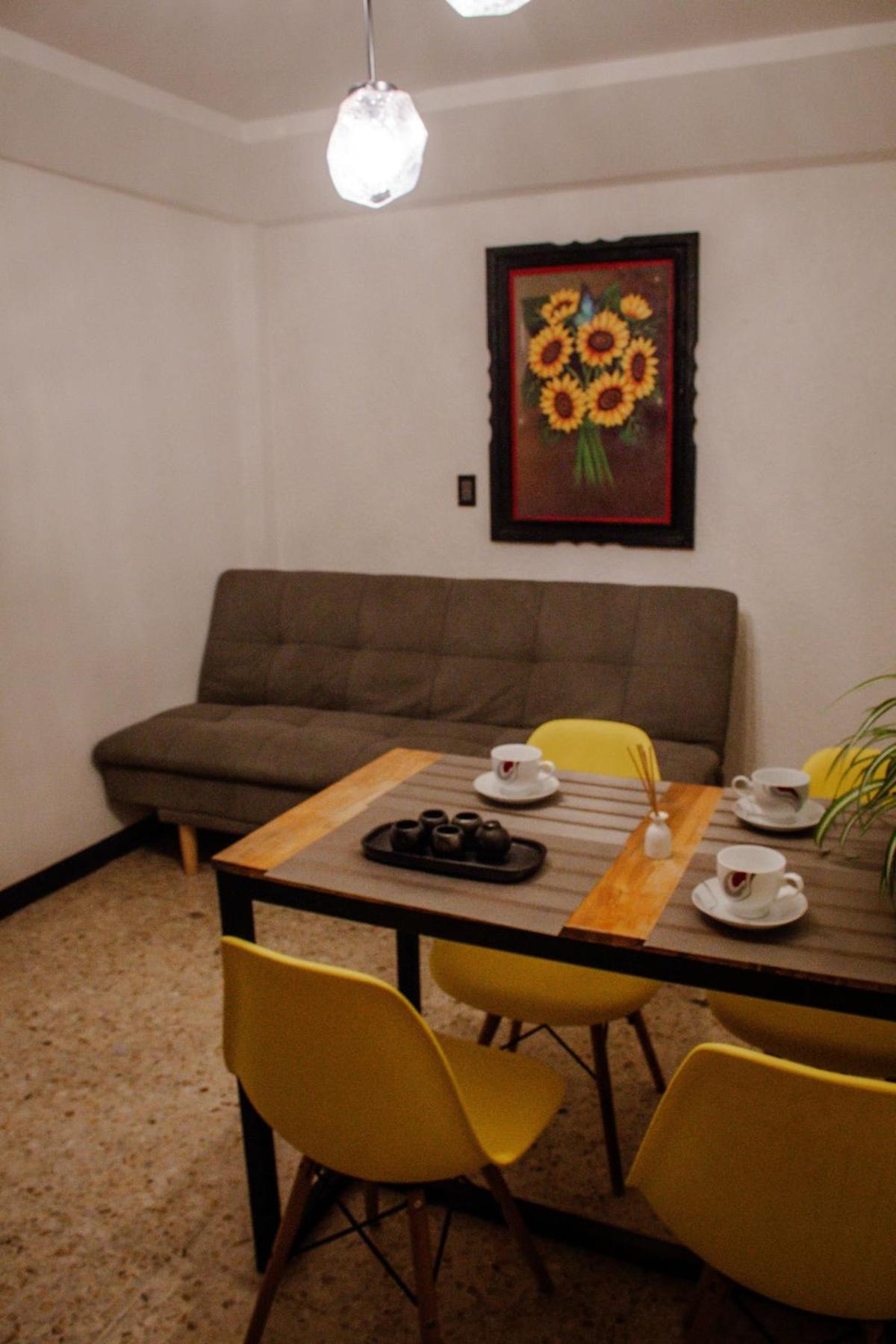 Two-bedroom apartment with AC in the center Oaxaca
