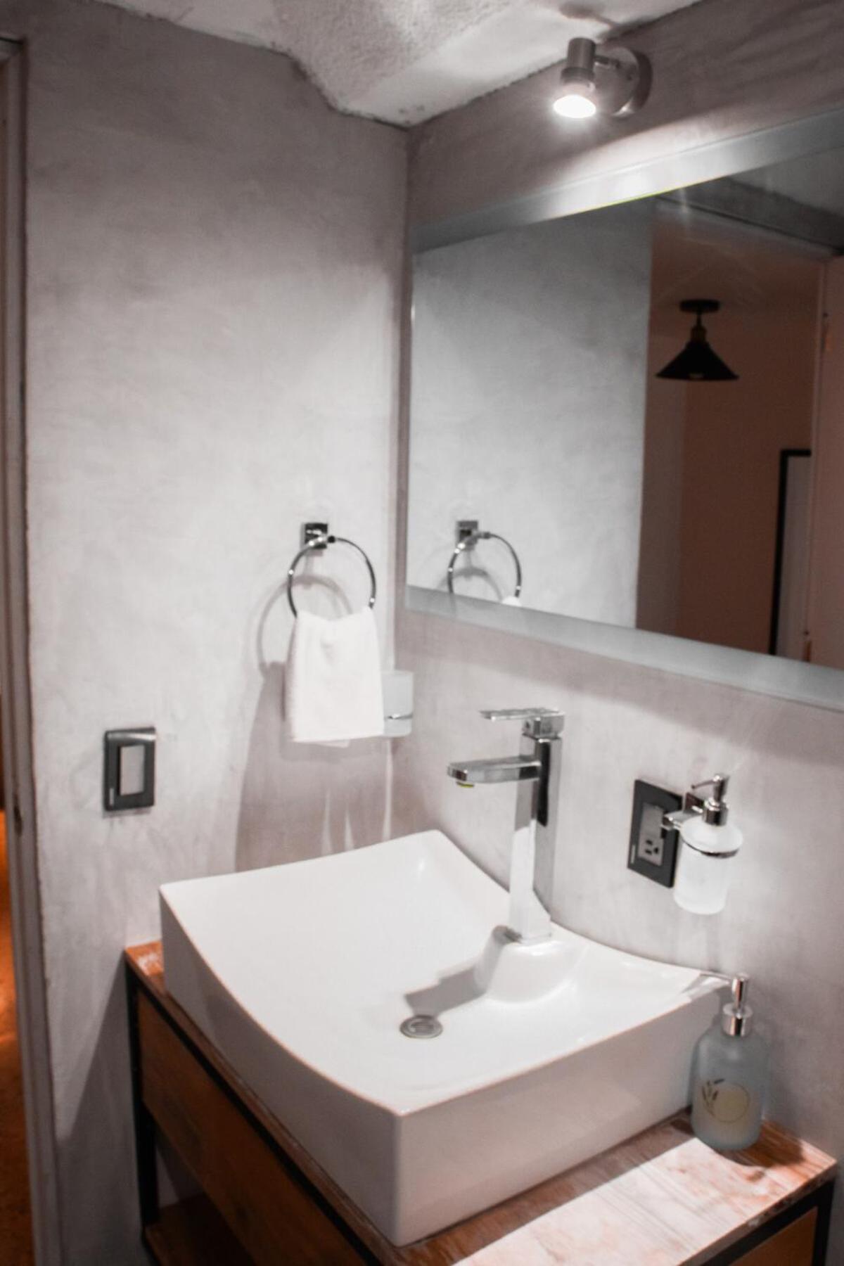 Two-bedroom apartment with AC in the center Oaxaca