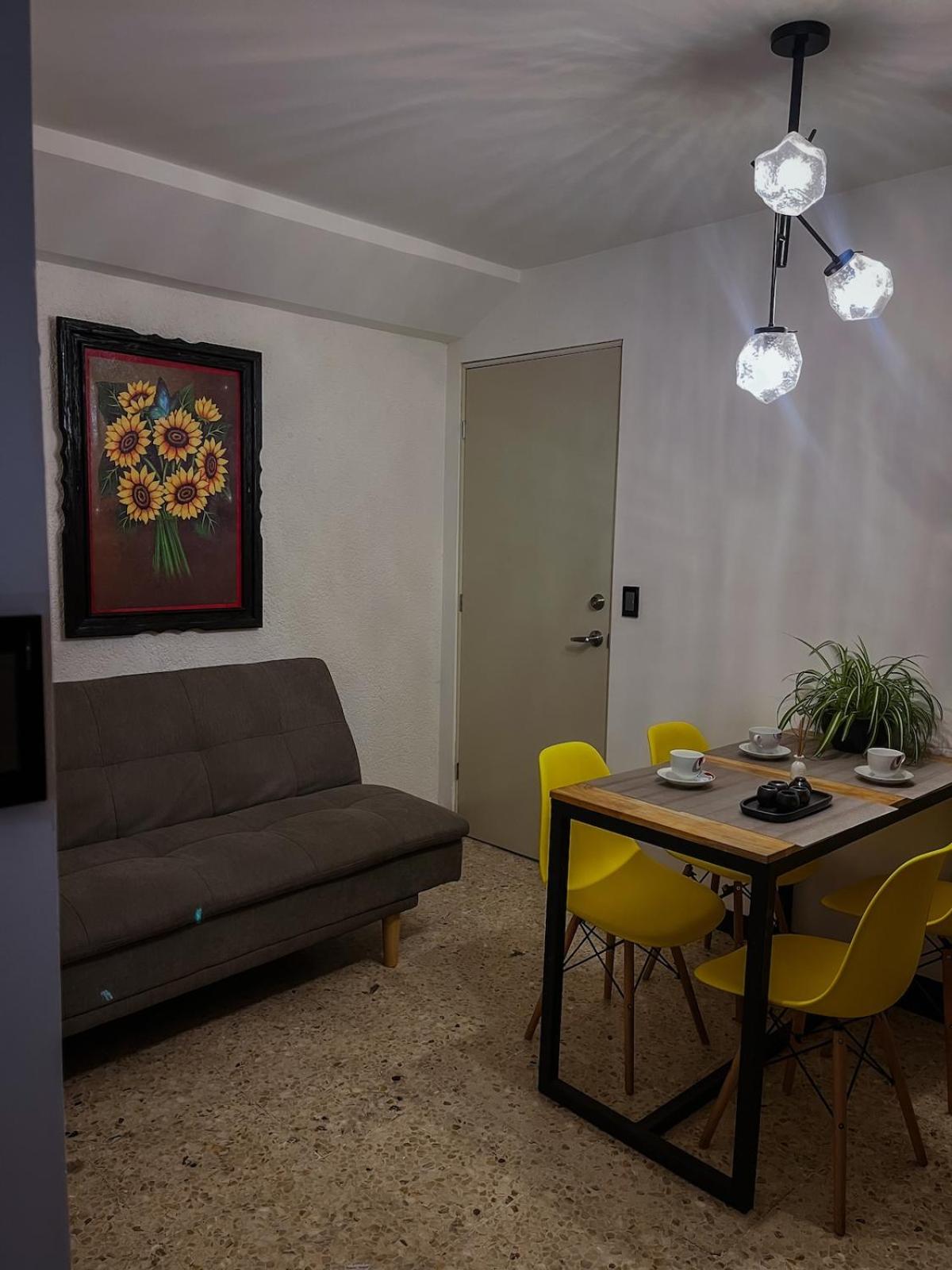 Two-bedroom apartment with AC in the center Oaxaca