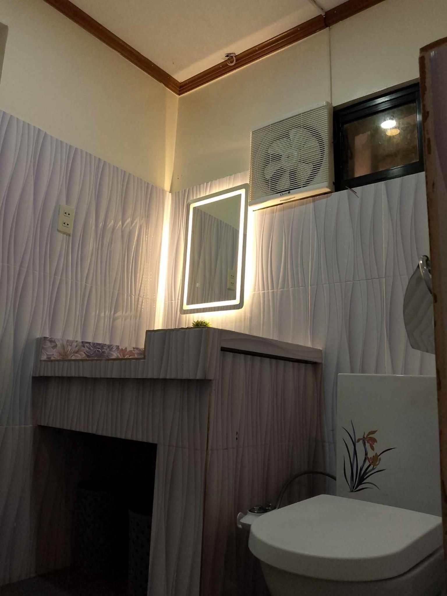 CasaCavite - Your Chill Hideaway and Mini-Resort Just Minutes from all the Tagaytay-Silang-Nuvali Action!