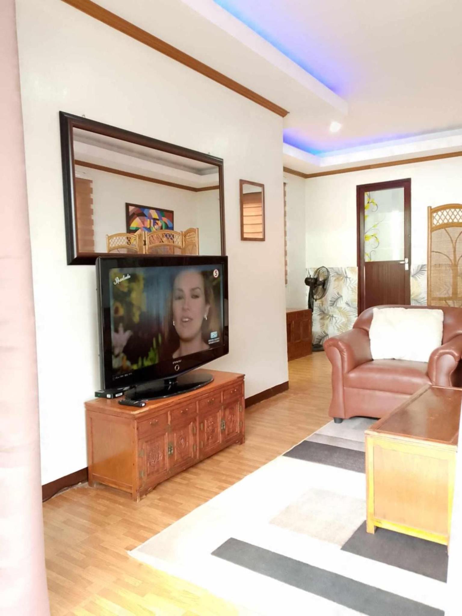 CasaCavite - Your Chill Hideaway and Mini-Resort Just Minutes from all the Tagaytay-Silang-Nuvali Action!