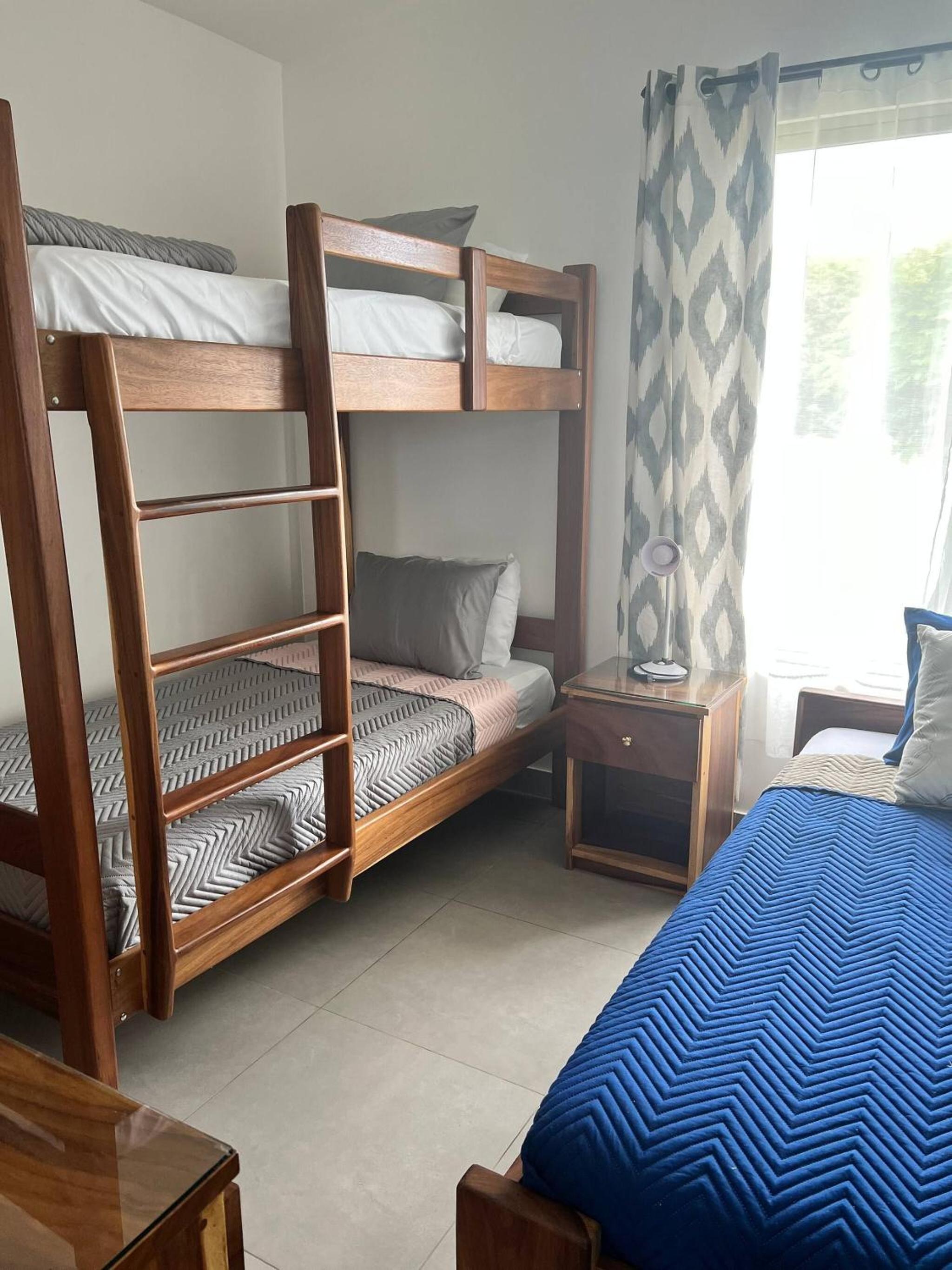 Casa Bella 3 Bdrm House w Pool in Gated Community