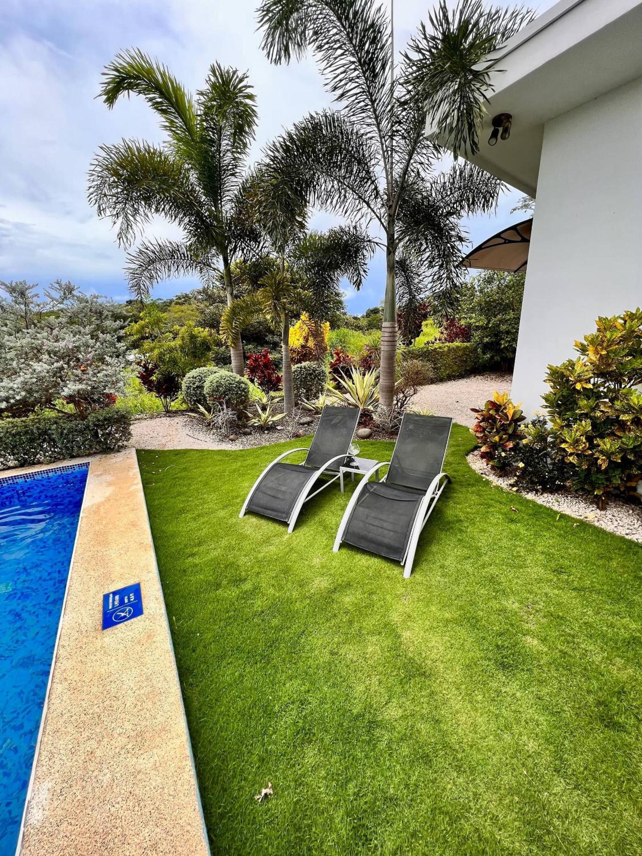 Casa Bella 3 Bdrm House w Pool in Gated Community