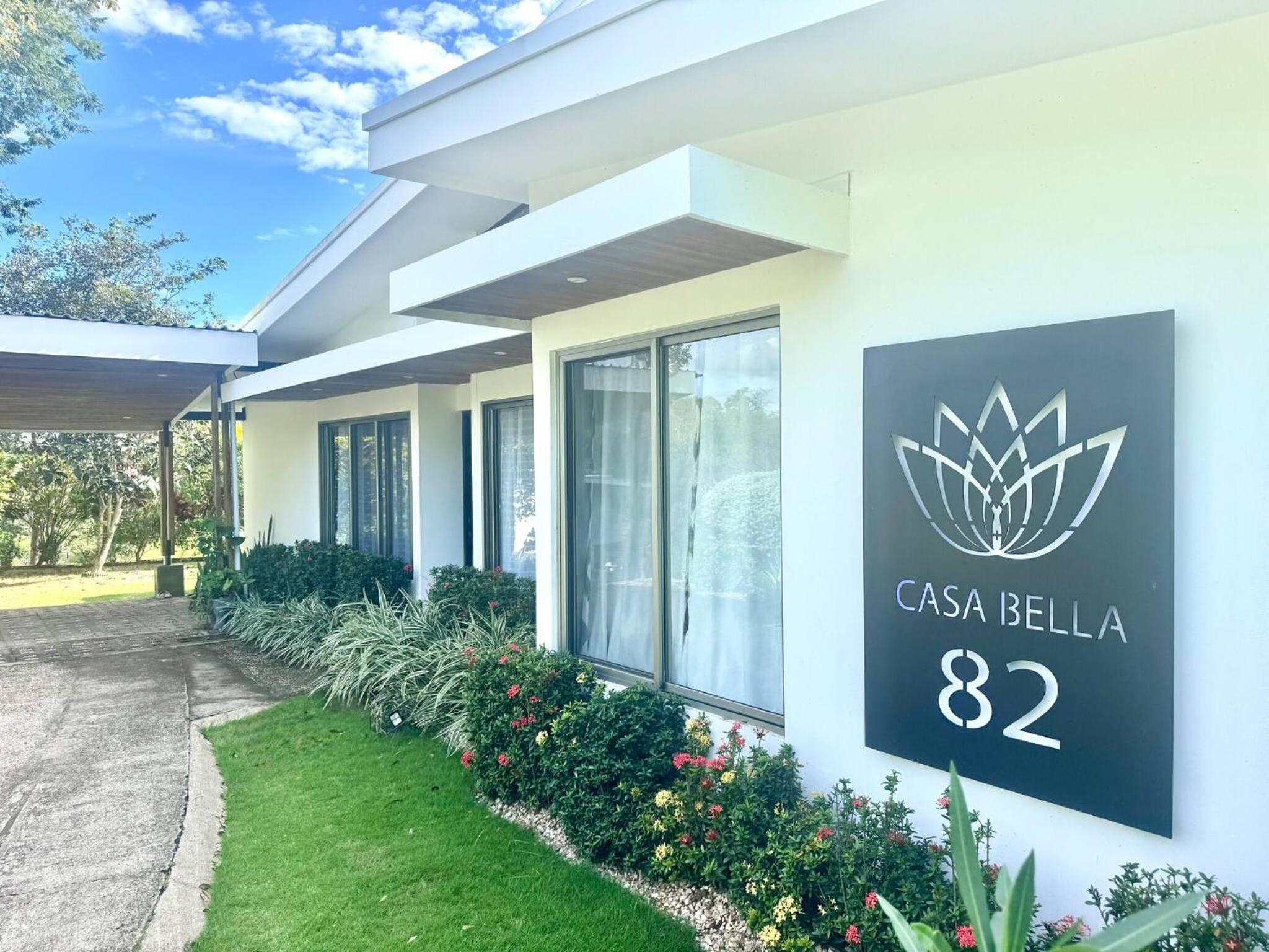 Casa Bella 3 Bdrm House w Pool in Gated Community