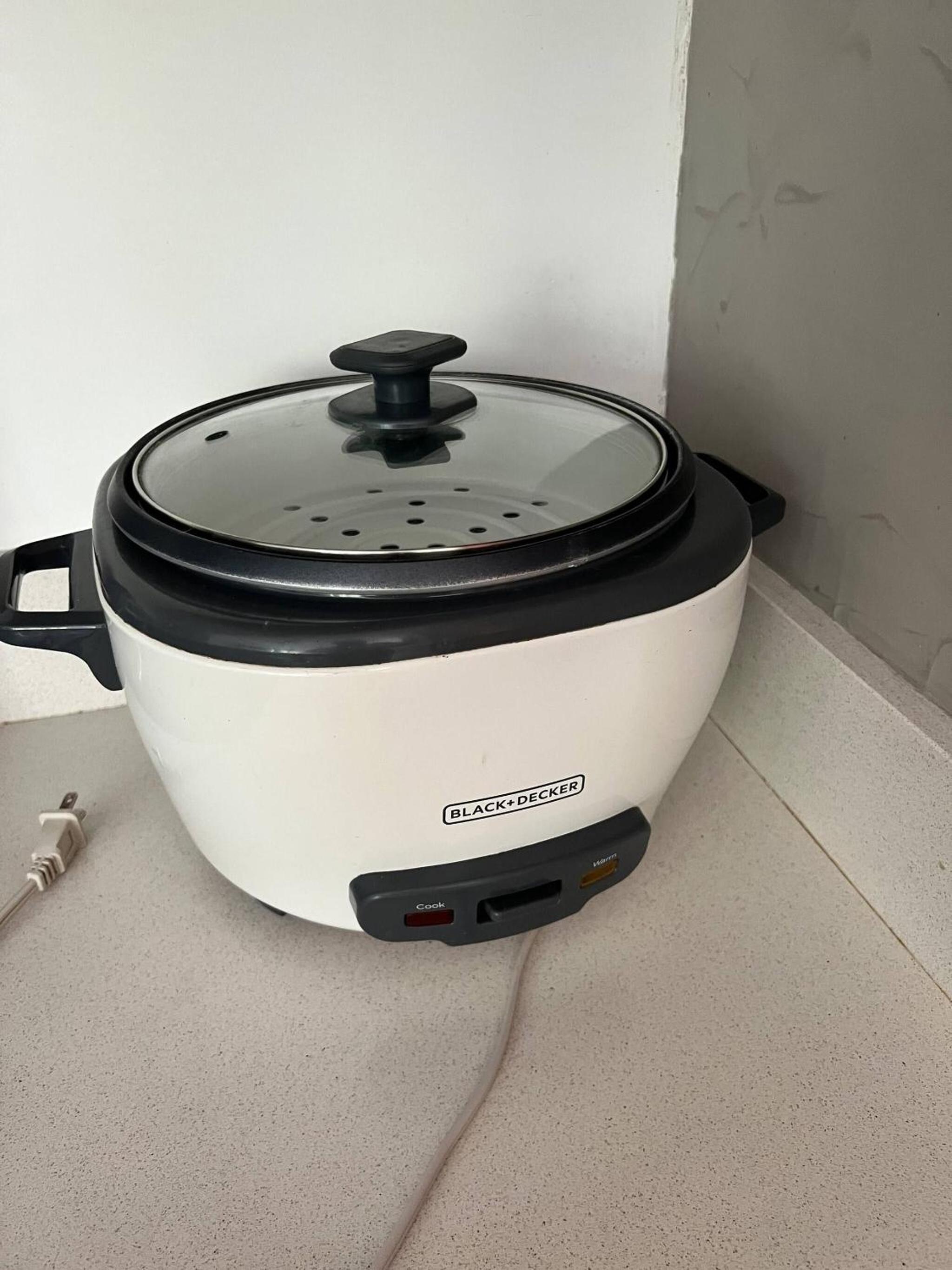 Casa Bella 3 Bdrm House w Pool in Gated Community