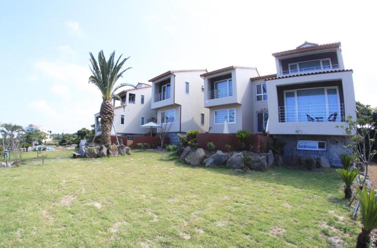 Jeju Lake Pension