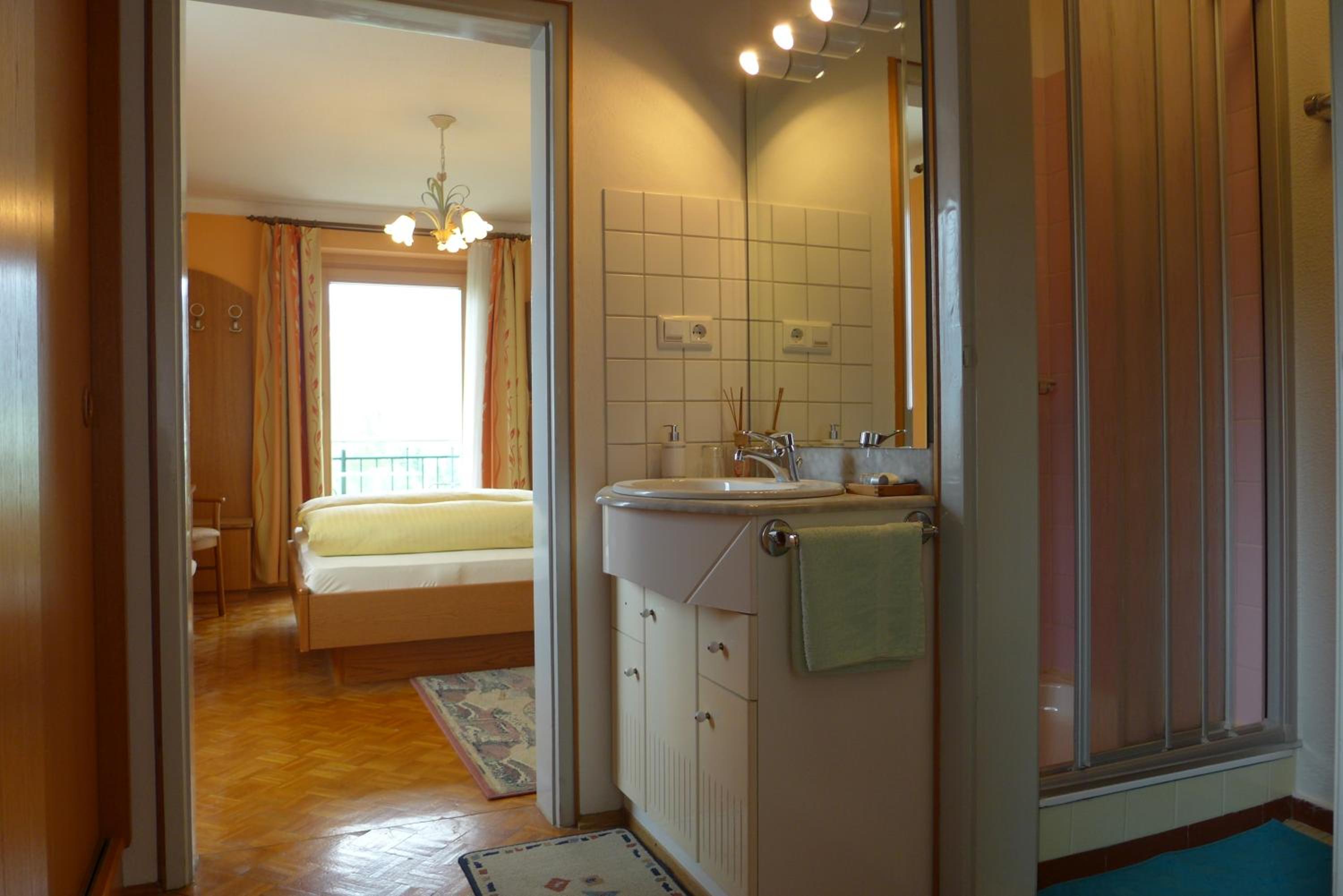 Photo 40