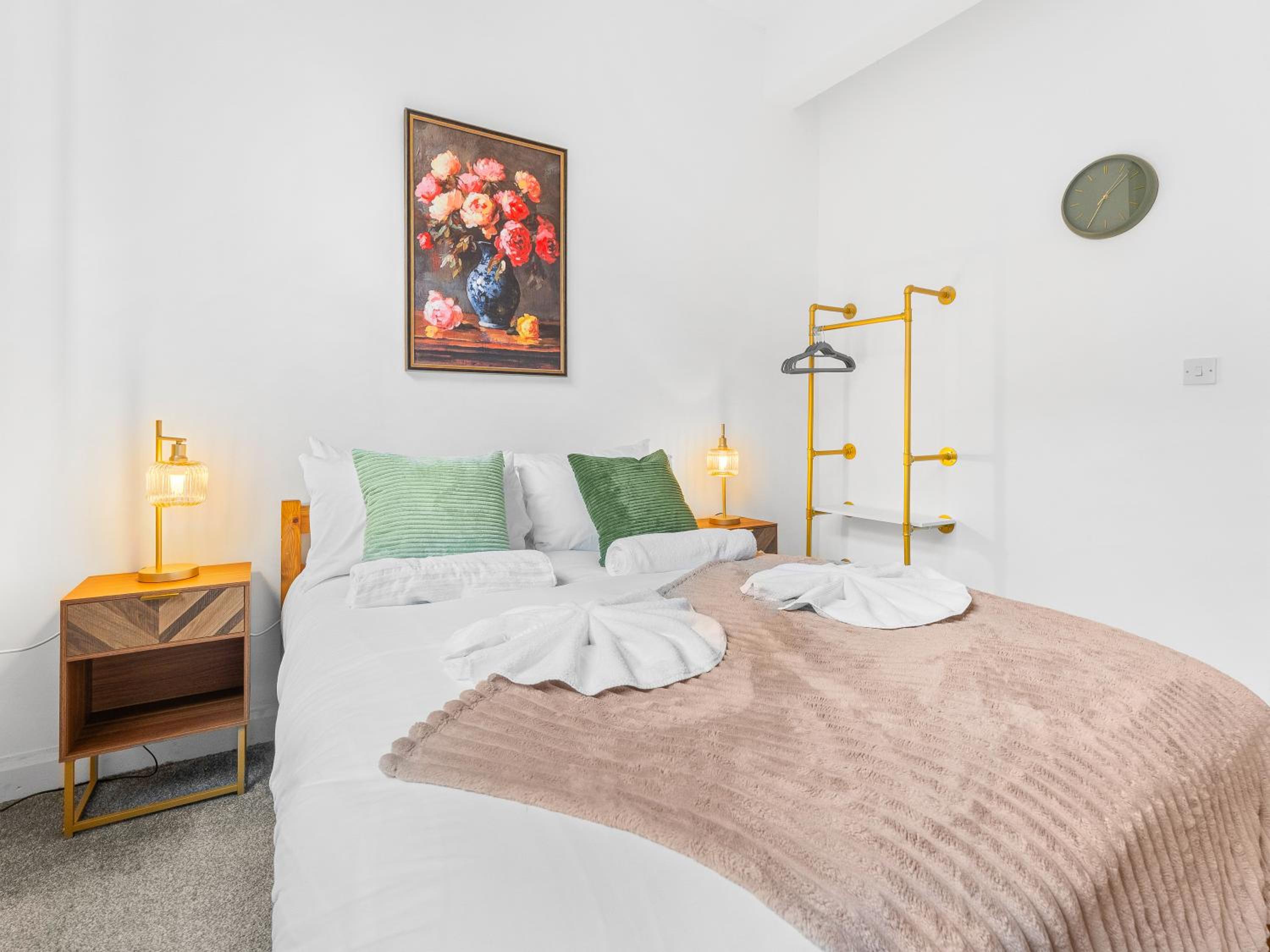 The Gilder, Cozy 2 Bedroom Apartment